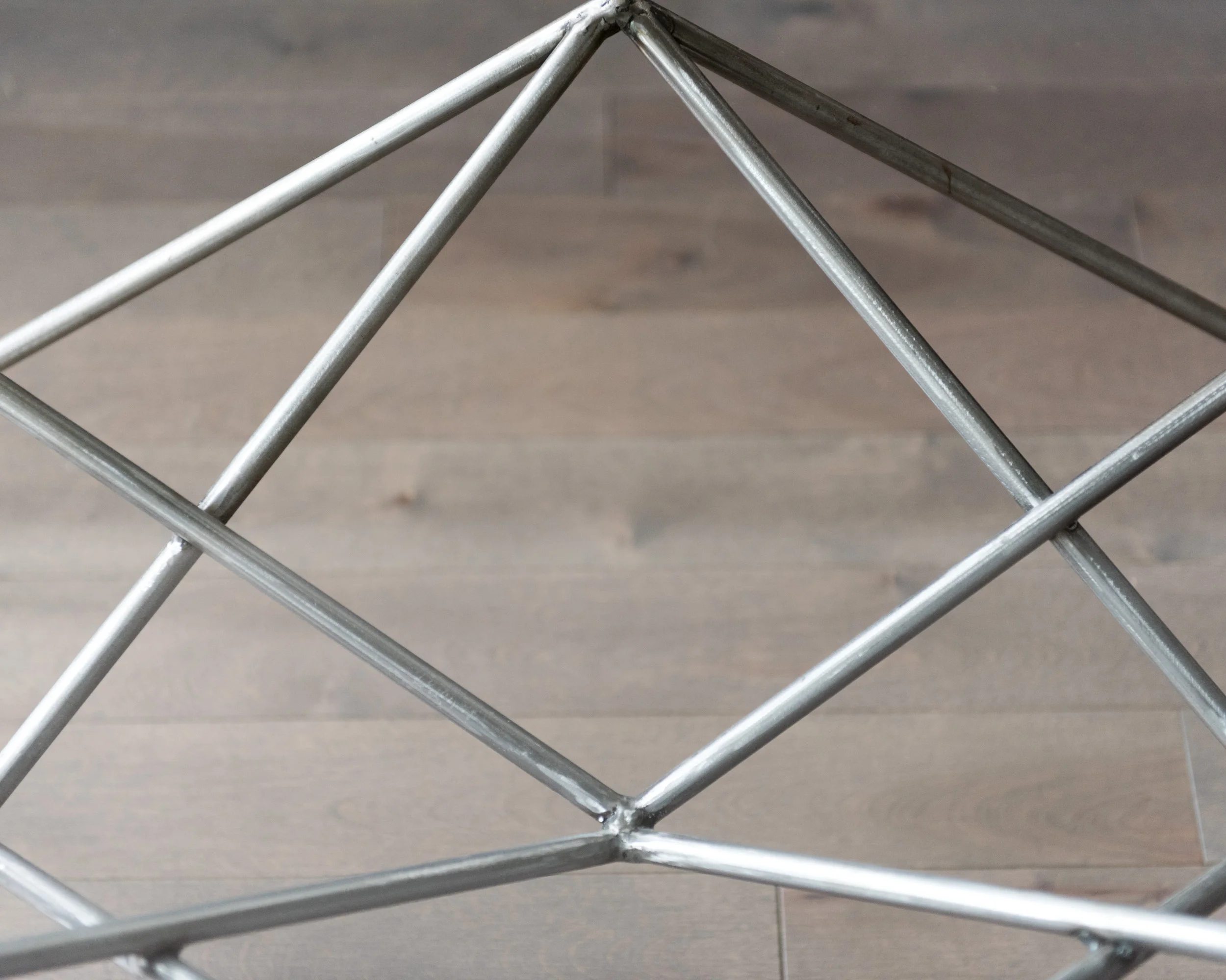 Collaboration with Ludovic Dubeau. Steel and metal table designed and fabricated in 2017.