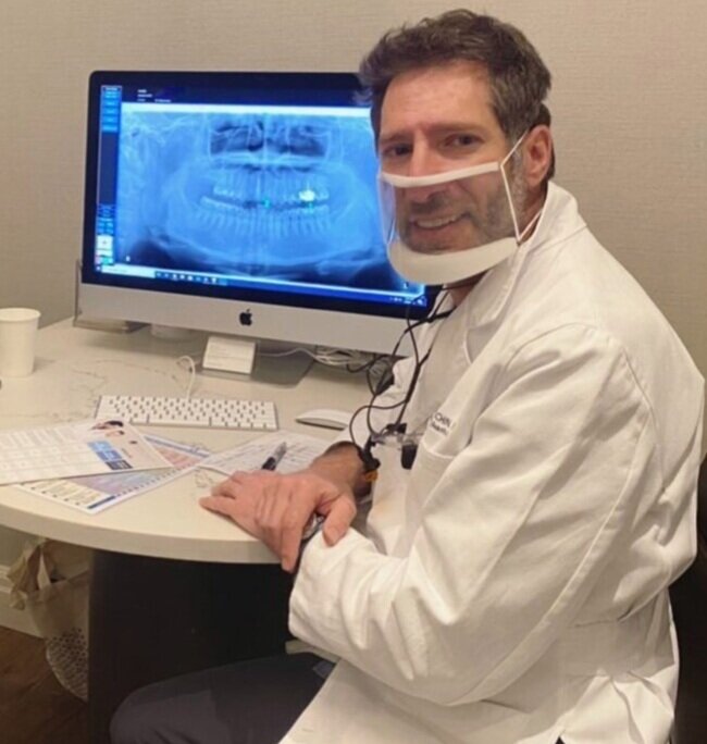 ClearMask™ - clear face mask for dentist