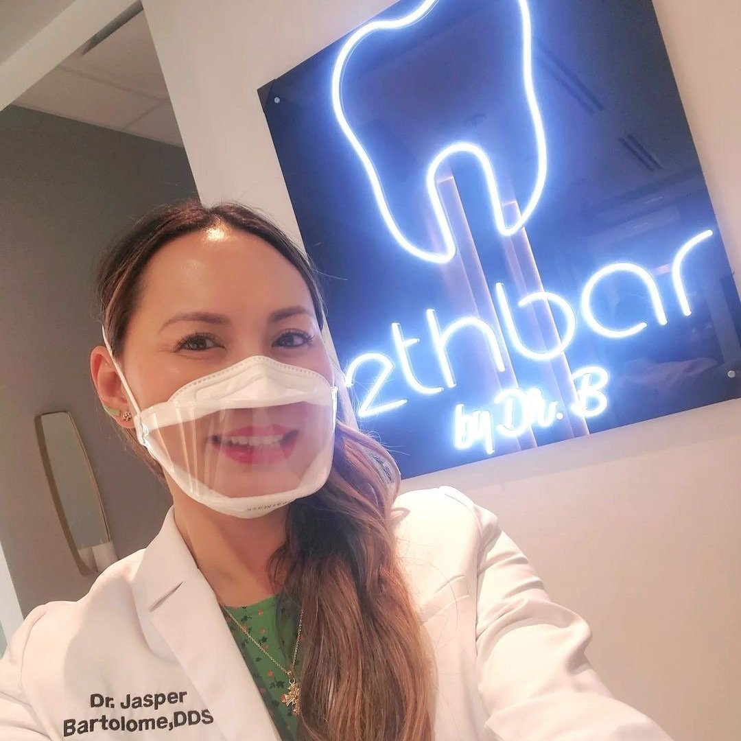 ClearMask™ - clear mask for dentists