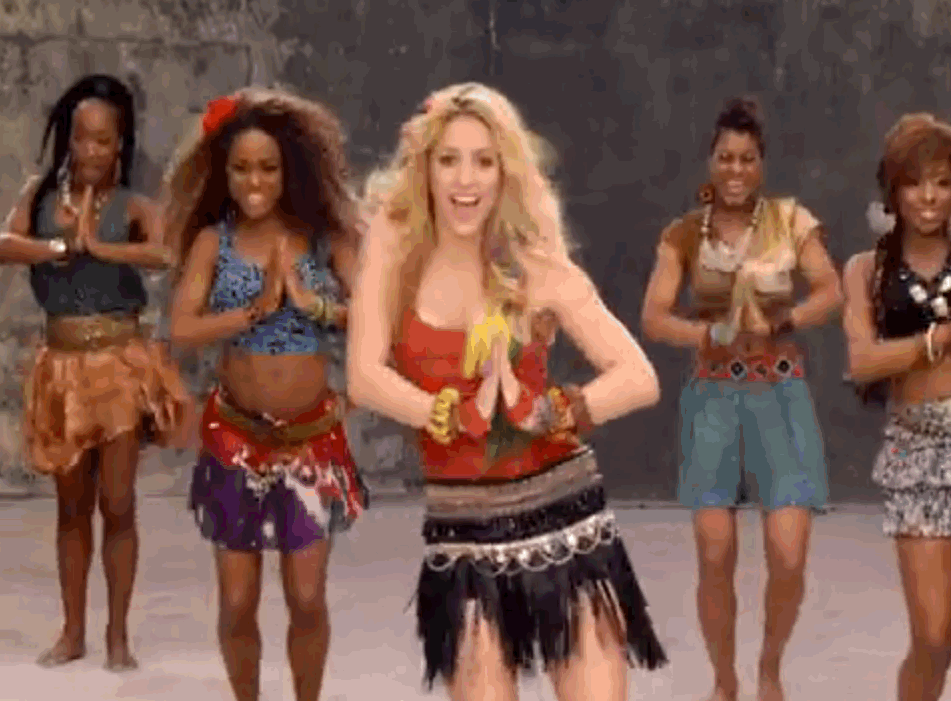 MiciShakira_3.gif
