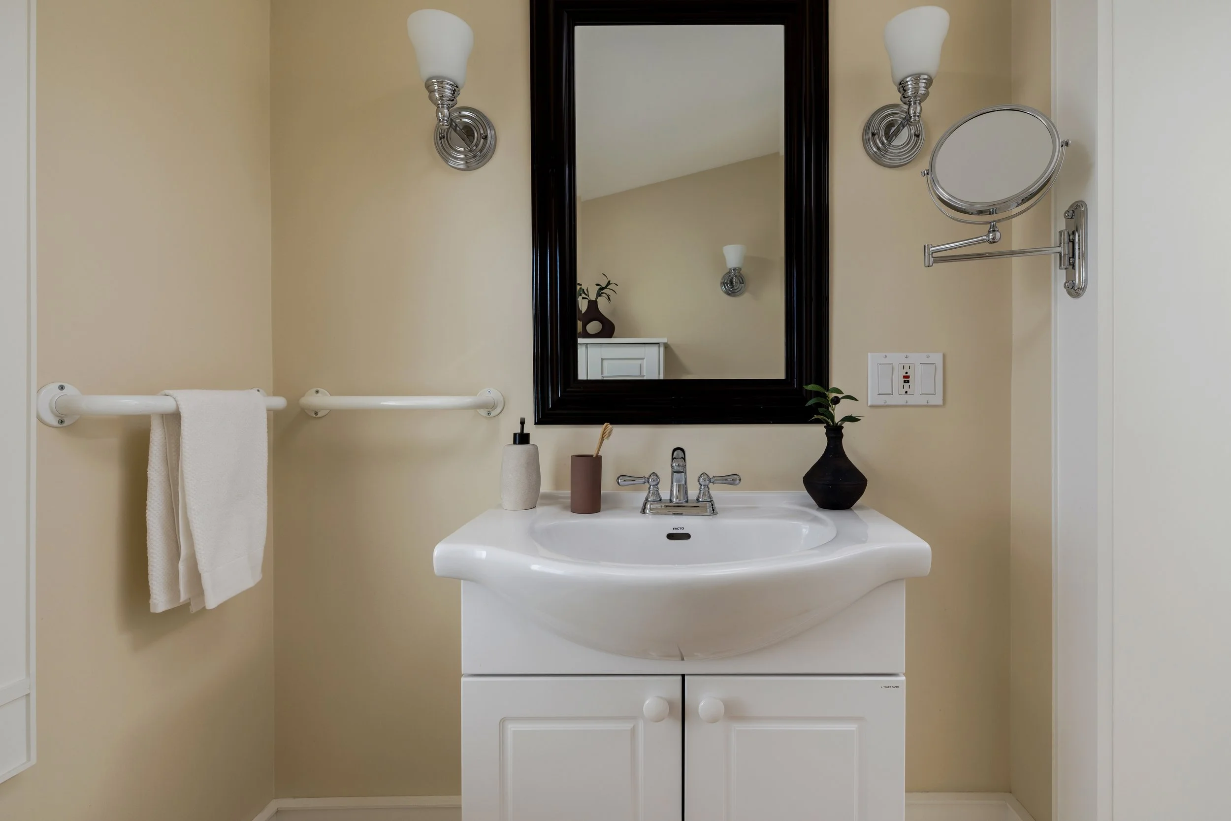 34 Ashdale Ave-66.jpg