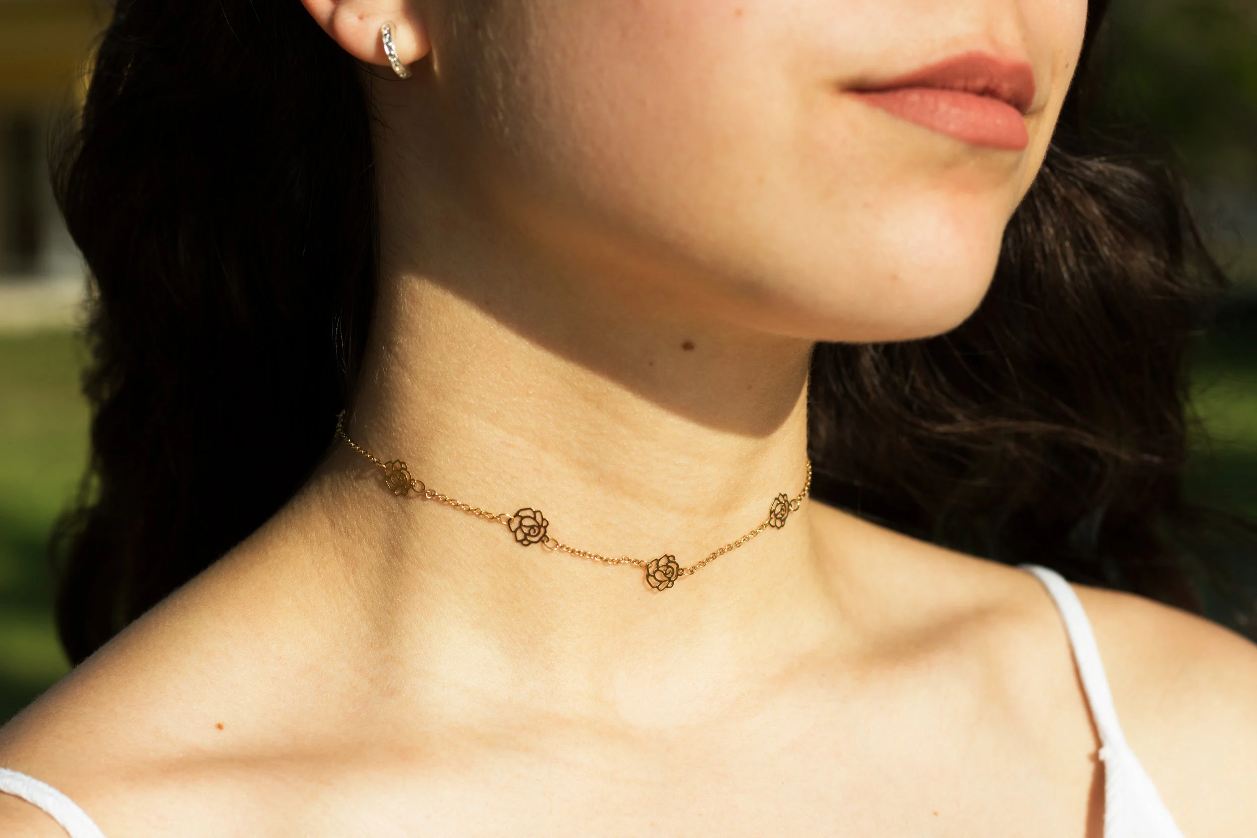 Rosa Choker