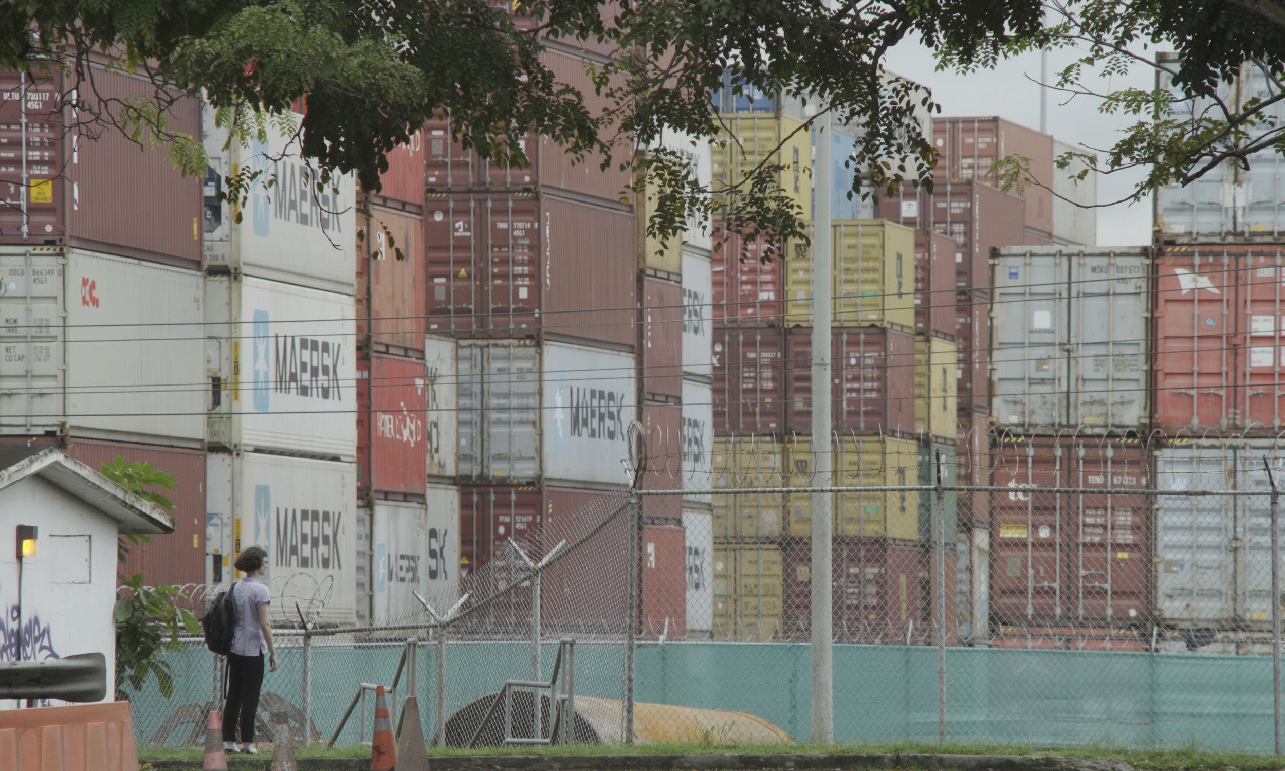 APROVACA_TempStill_1001003 (1).jpg