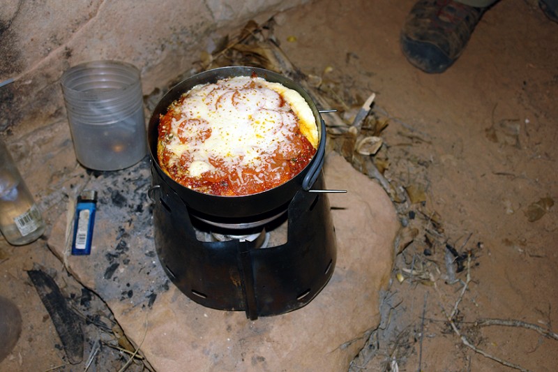 Above is the pizza made with the new simmer ring.