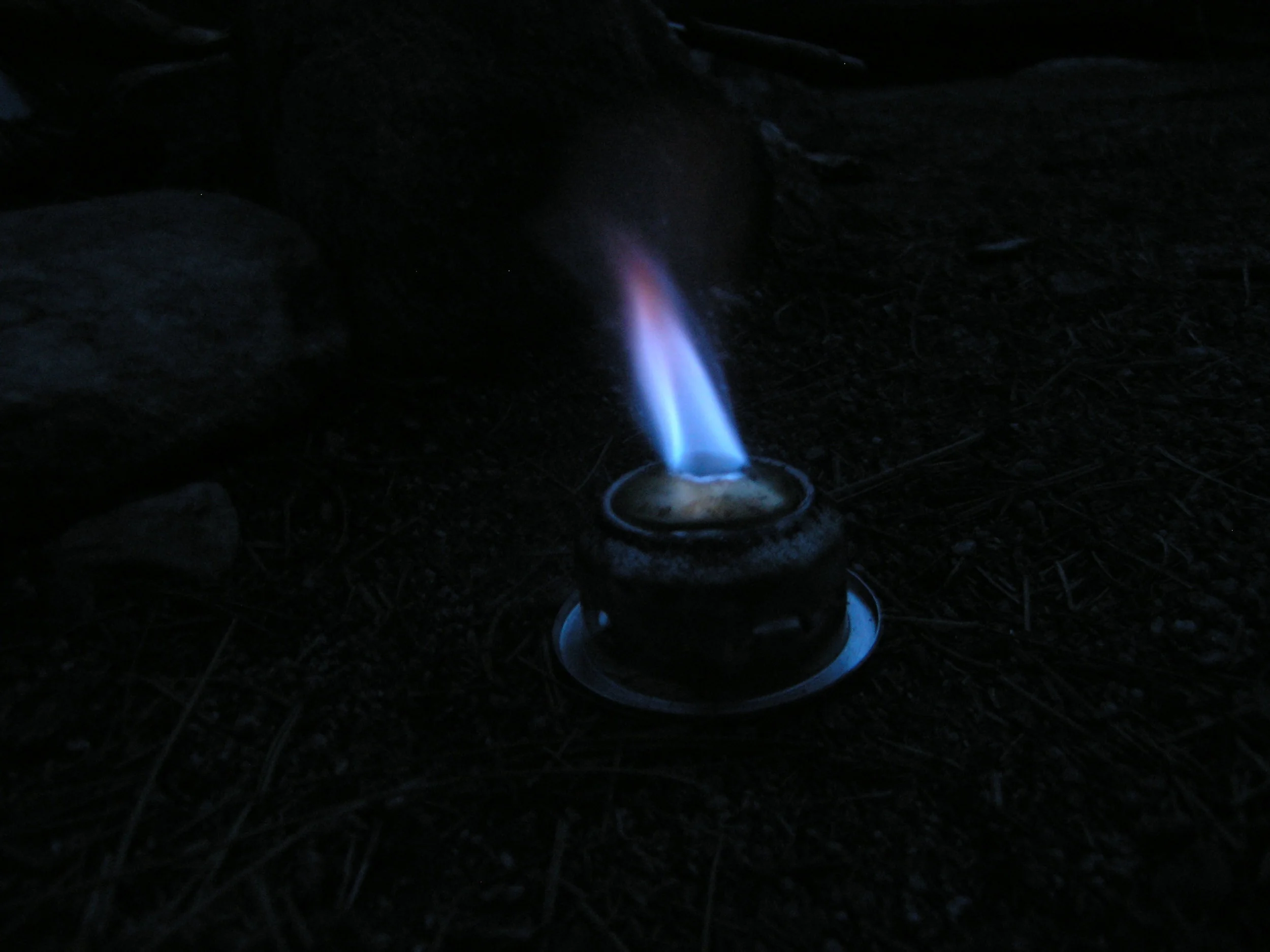 Stove with simmer ring.
