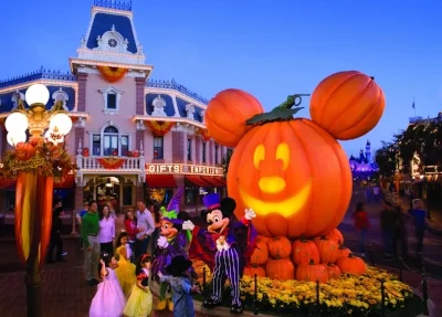 1053026896_Halloween Hero_ with Mickey & Minnie.jpg