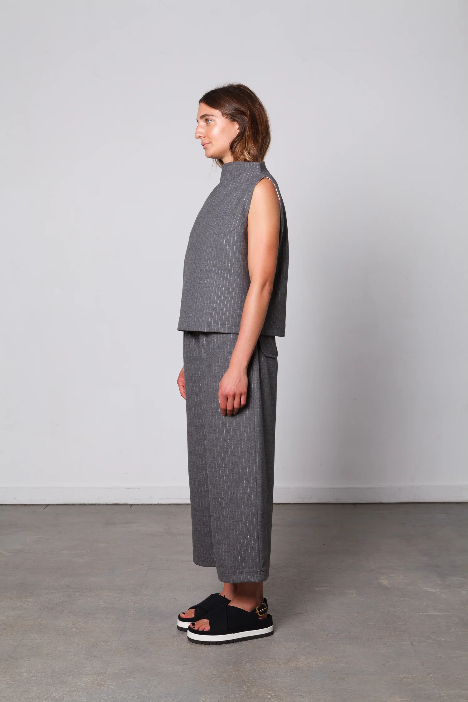 doro pin stripe vest angle