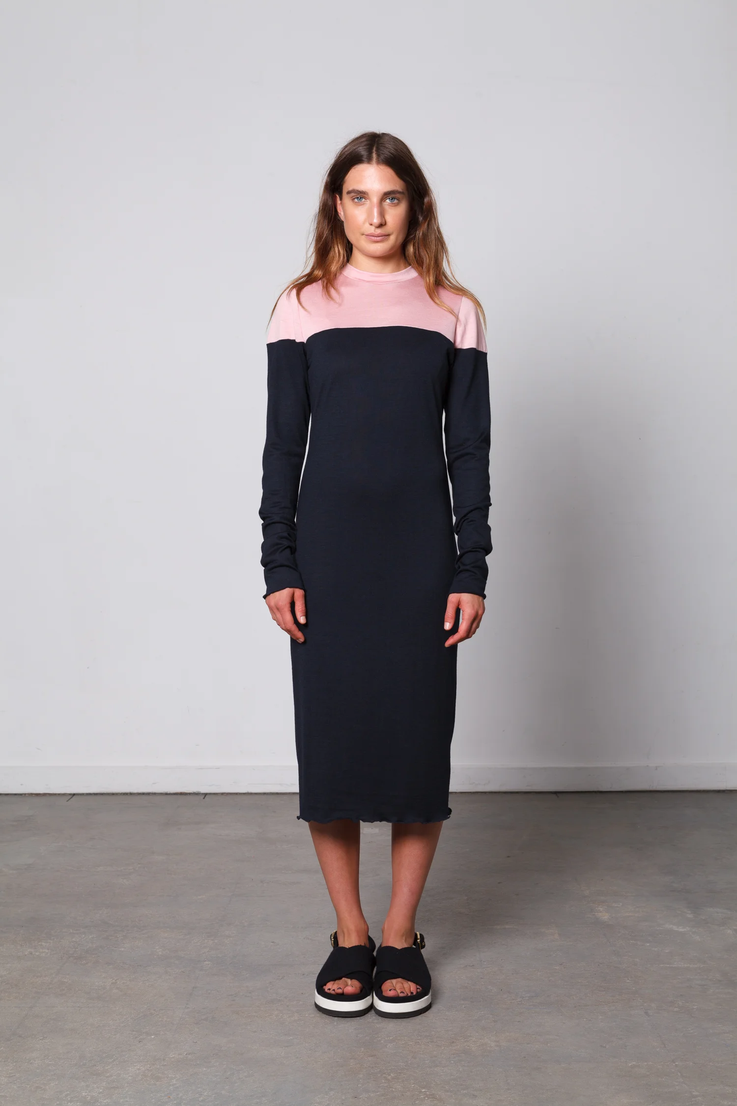 doro navy pink split dress
