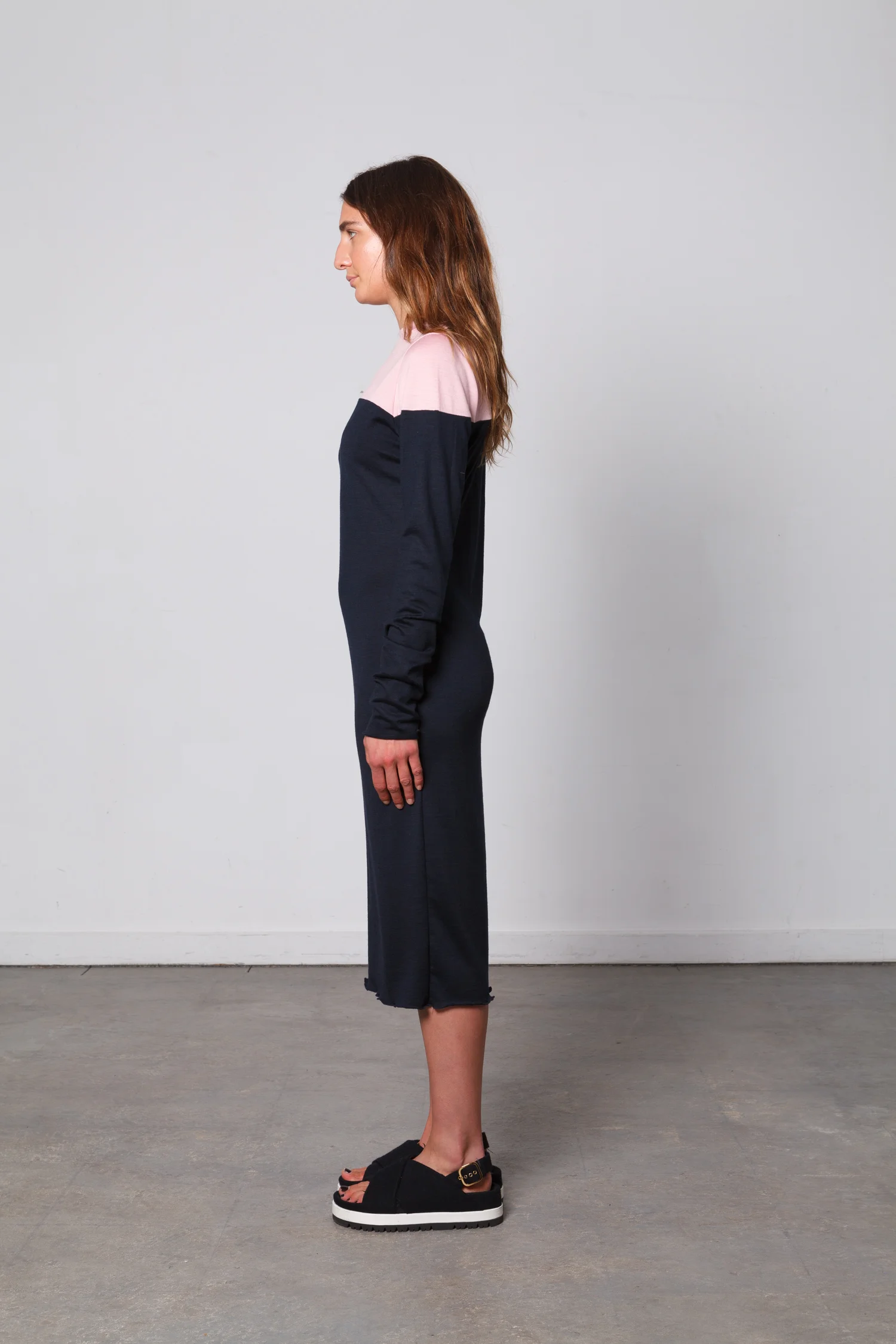 doro navy pink split dress