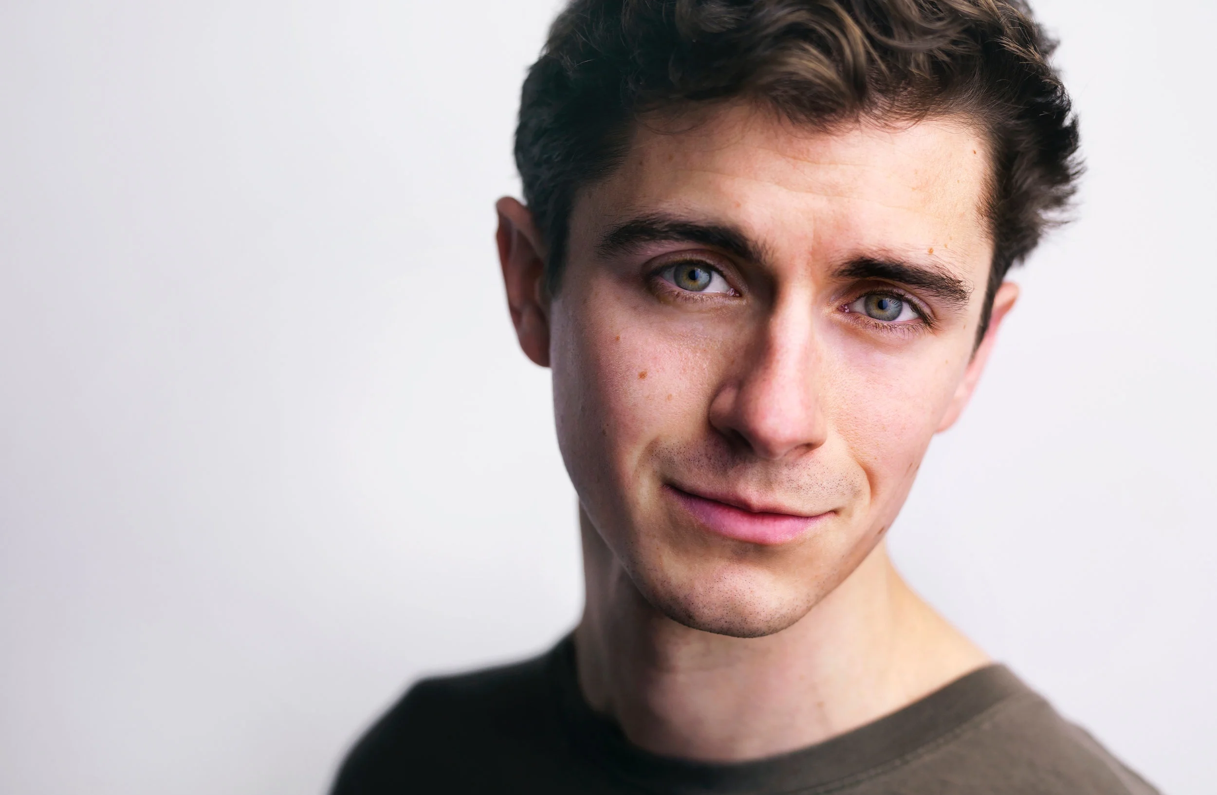 headshot 6.jpg