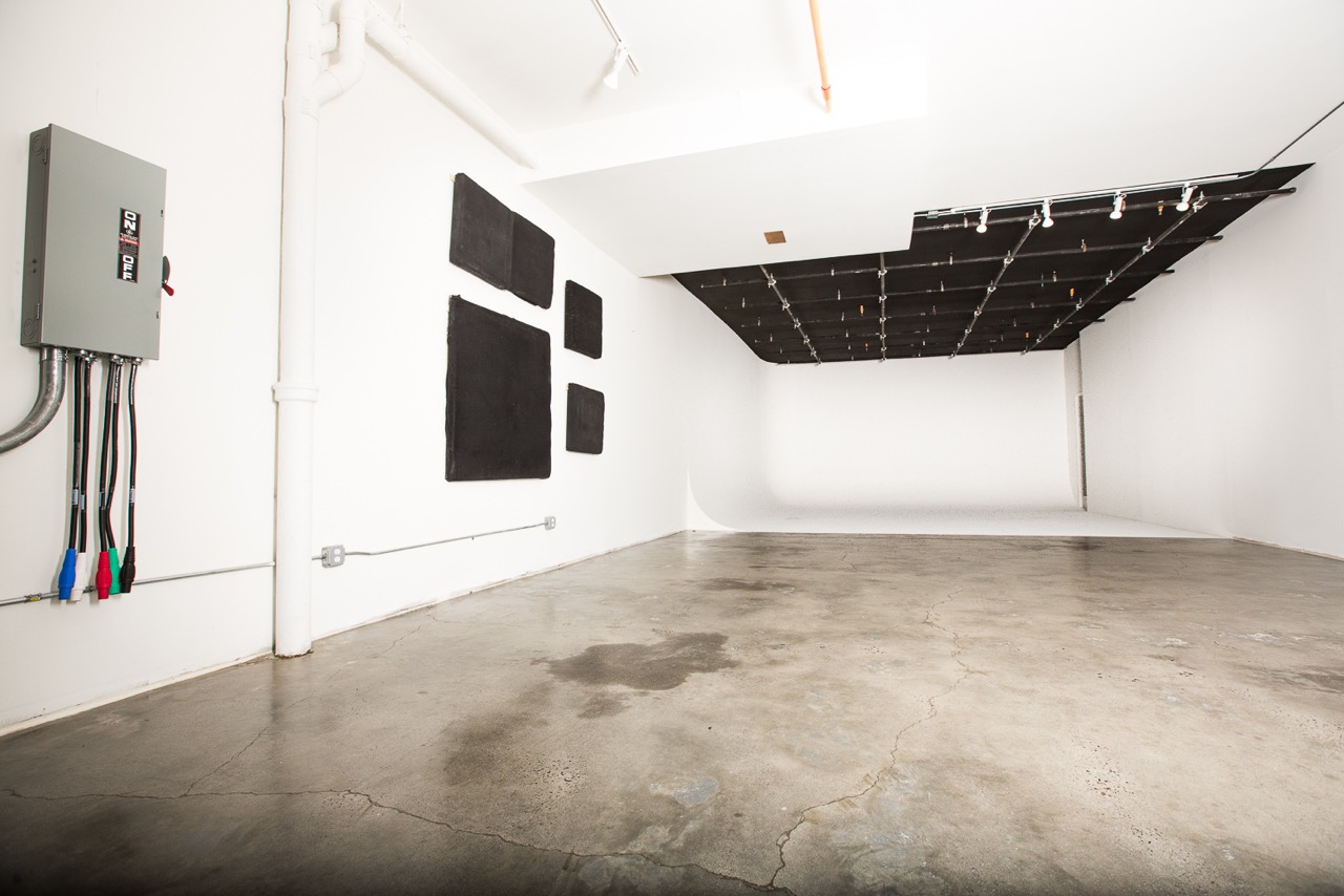 soundstage-white-cyc-studio-nyc.jpeg