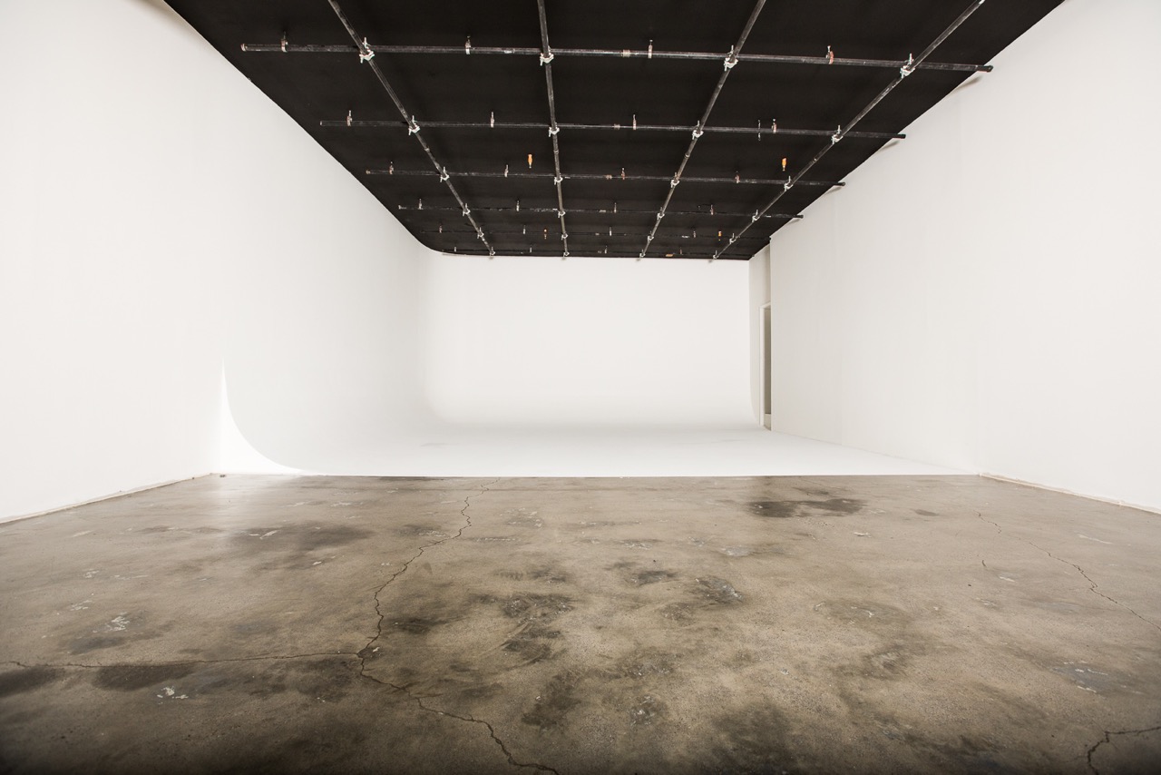 white-cyc-studio-nyc.jpeg