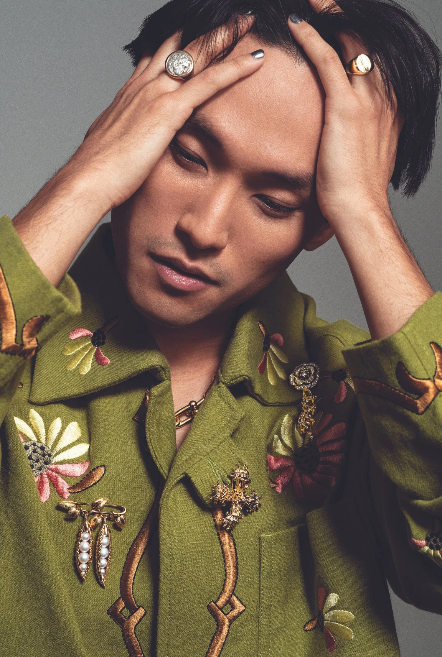 Jin+Ha_TCX050122JewelryPortfolio_lo-5.jpg