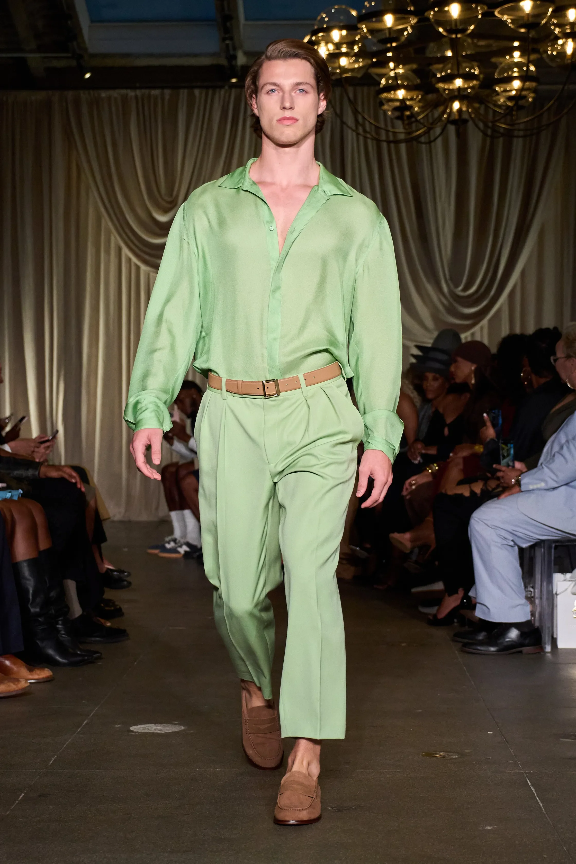 00018-sergio-hudson-spring-2025-ready-to-wear-credit-gorunway.jpg.webp