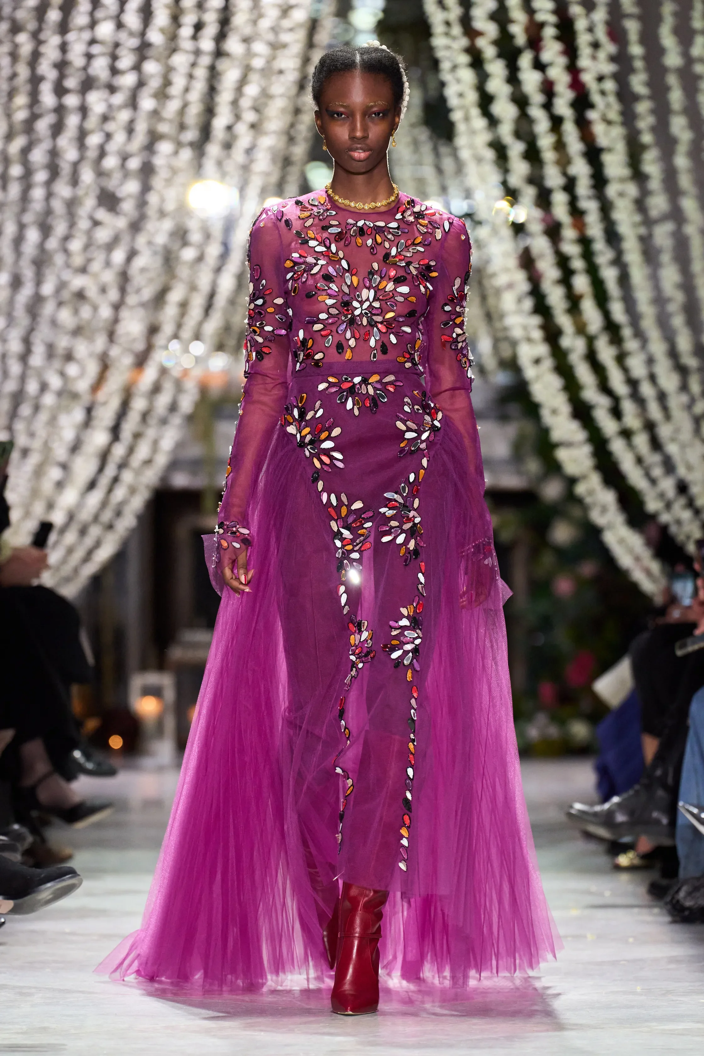 00033-bibhu-mohapatra-fall-2025-ready-to-wear-credit-brand.jpg-2.webp