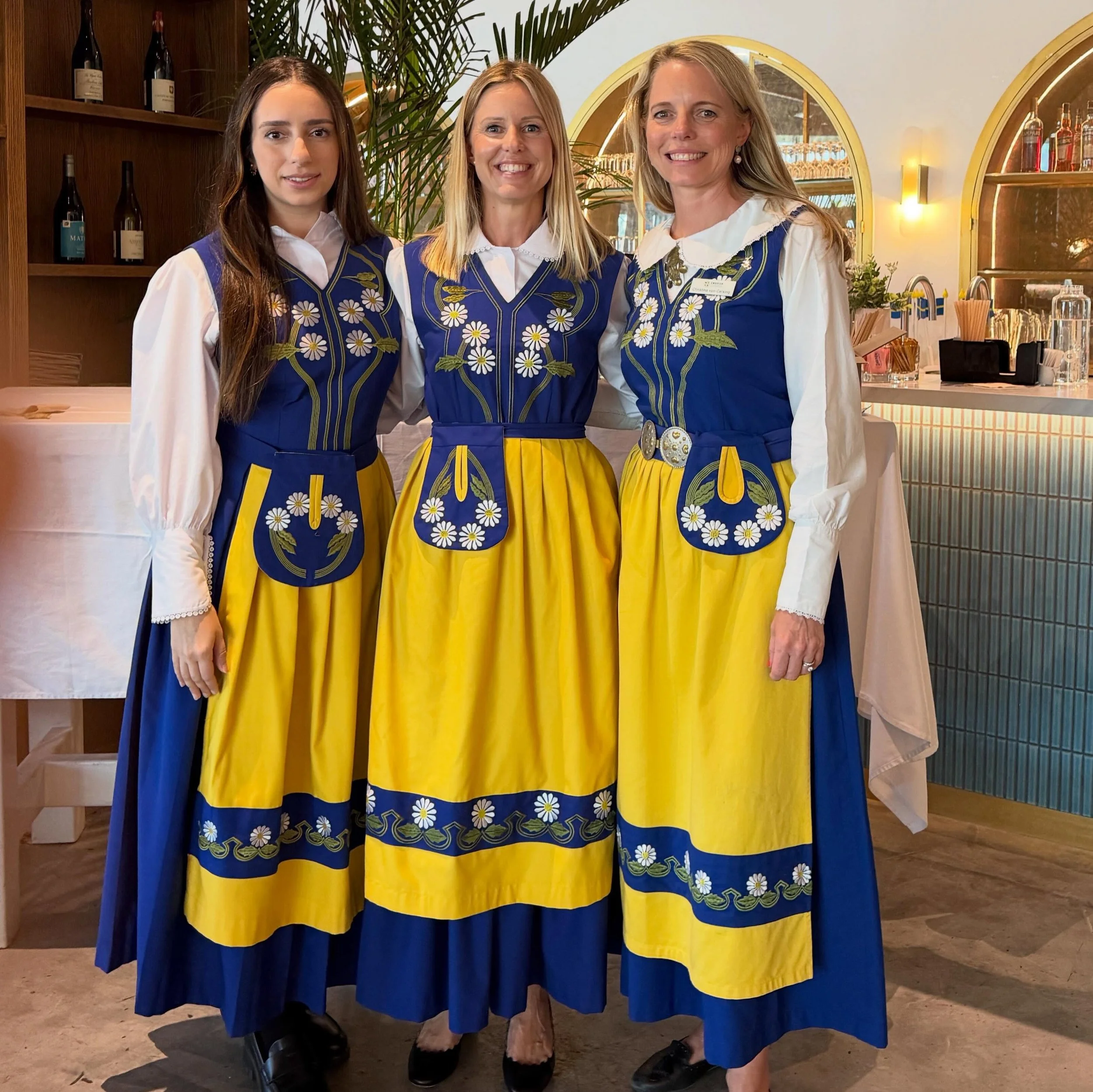 The Swedish Business Council would like to wish all of our members friends, family in the UAE a happy Swedish national day today, 6th June. 

Yesterday we celebrated this day with a National Day - Fika, at The strand. Over 70 guests gathered to share