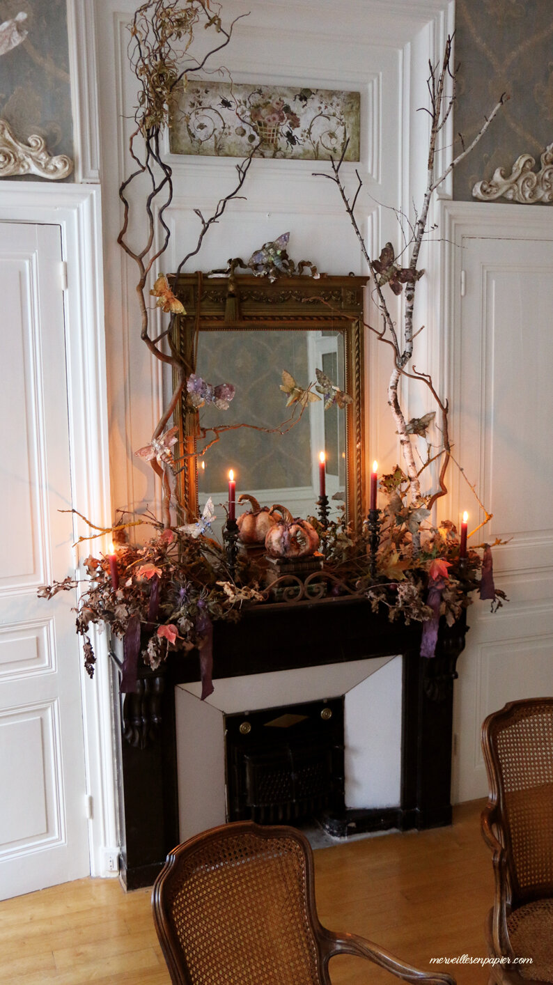 Halloween Mantel / Easy Halloween Mantel Decorations To Make In A Weekend / Twenty amazing halloween mantels to inspire you!