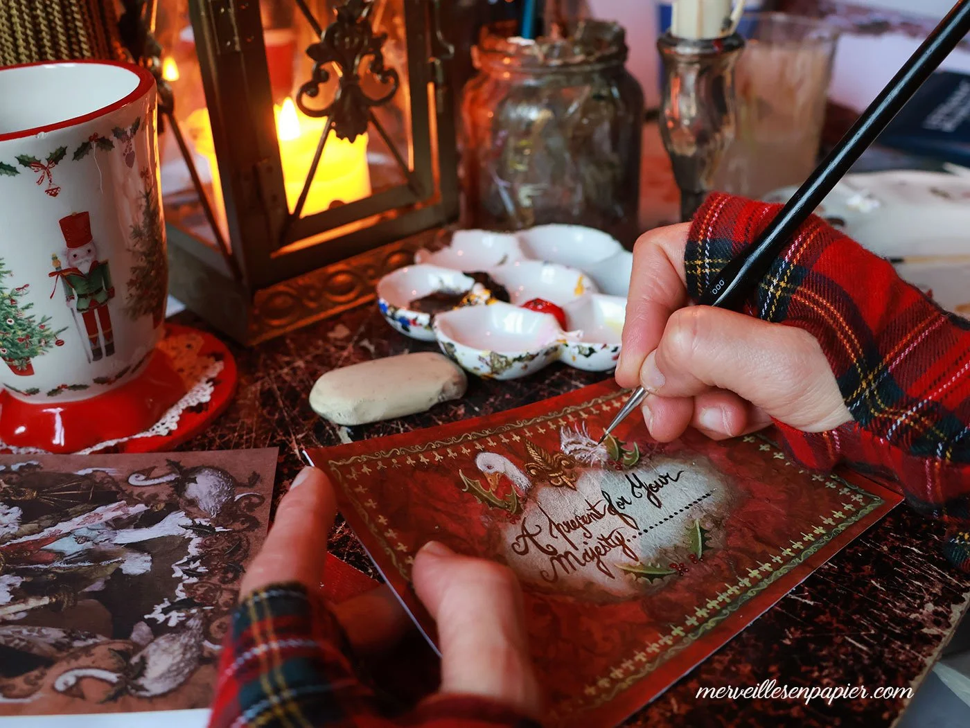 Finishing to draw the Christmas Stationery