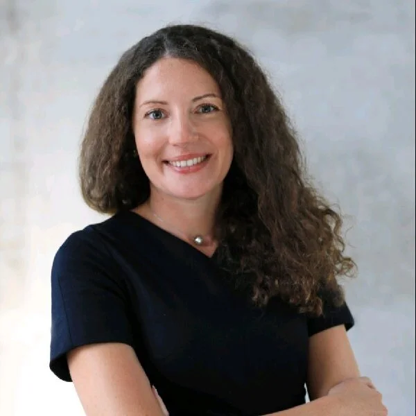 Kristina Skoryk  Email  |  LinkedIn