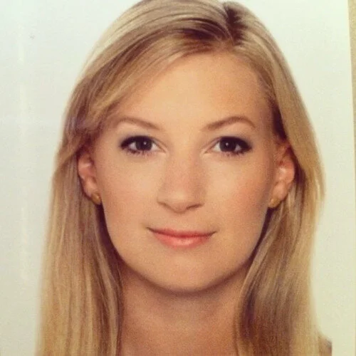 Annabelle Bockwoldt  Email  |  LinkedIn