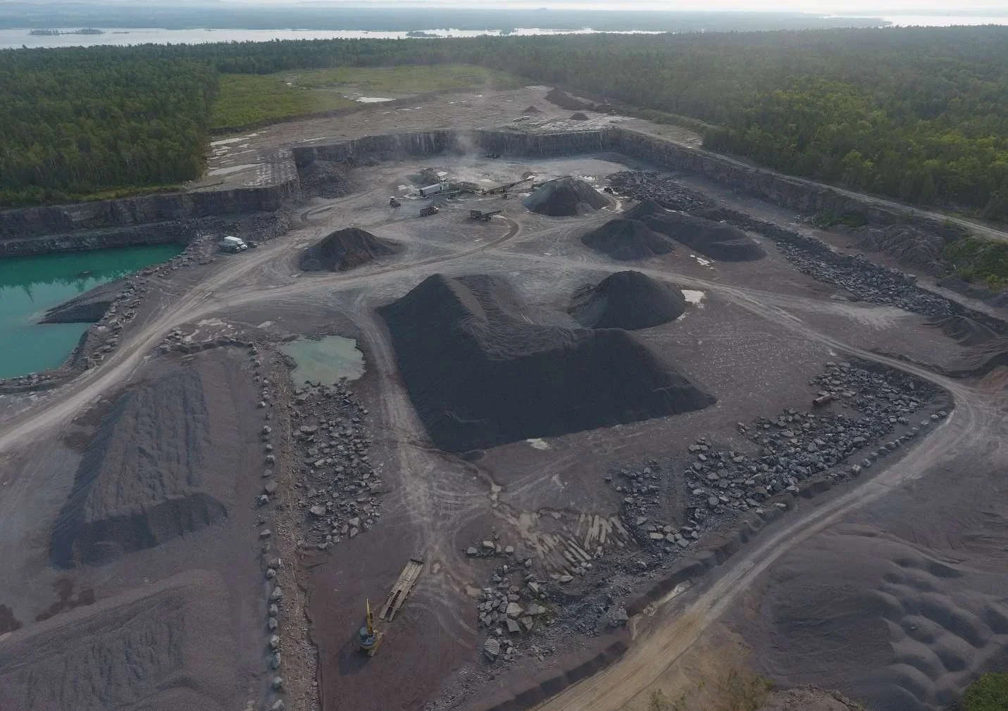 Aerial_Braeside_Quarry.webp