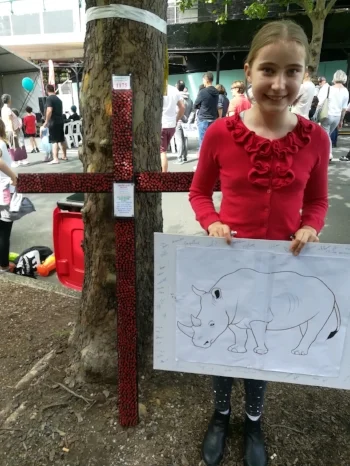 It took Holly 2 weeks to hammer all 1,175 nails. She was able to complete it during her September school holidays.