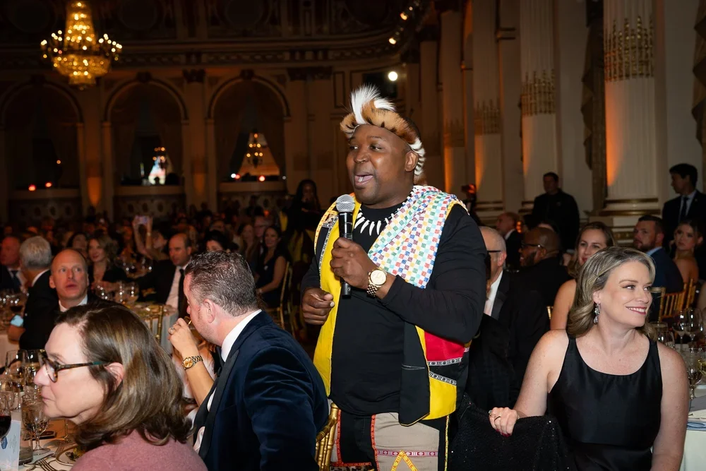 Bongi in crowd.webp