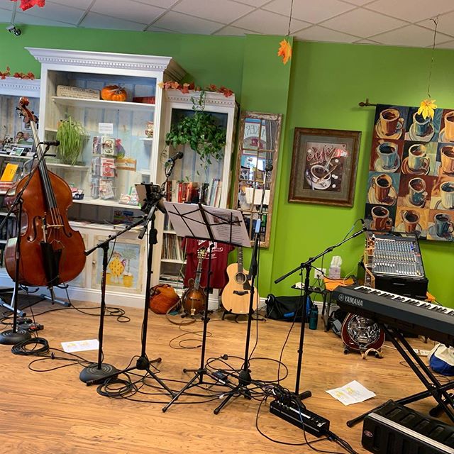 Had a great time playing Grounded Coffee this morning. If you missed it, come out and see us on Friday at @clydes_restaurant in Chevy Chase for some #acoustic covers #acousticmusic #localmusic #livemusic #harmony