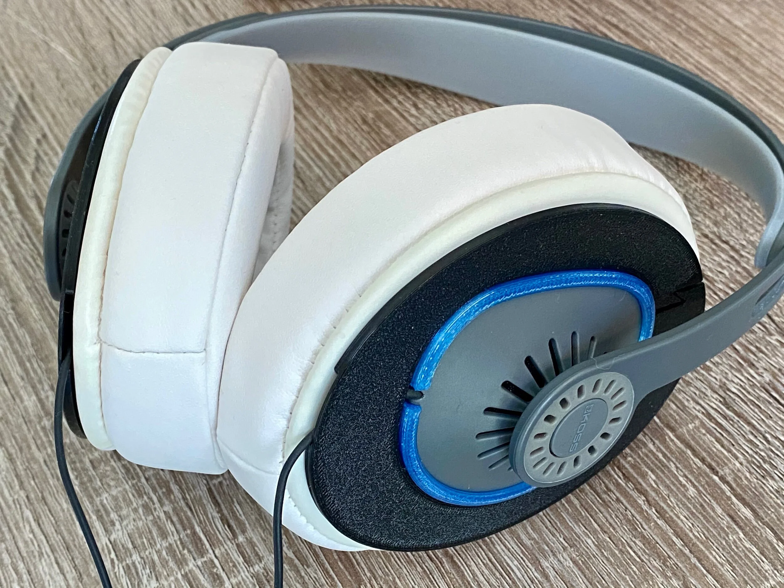 FA55C042-2FF2-4C06-8607-D56279CDF00C