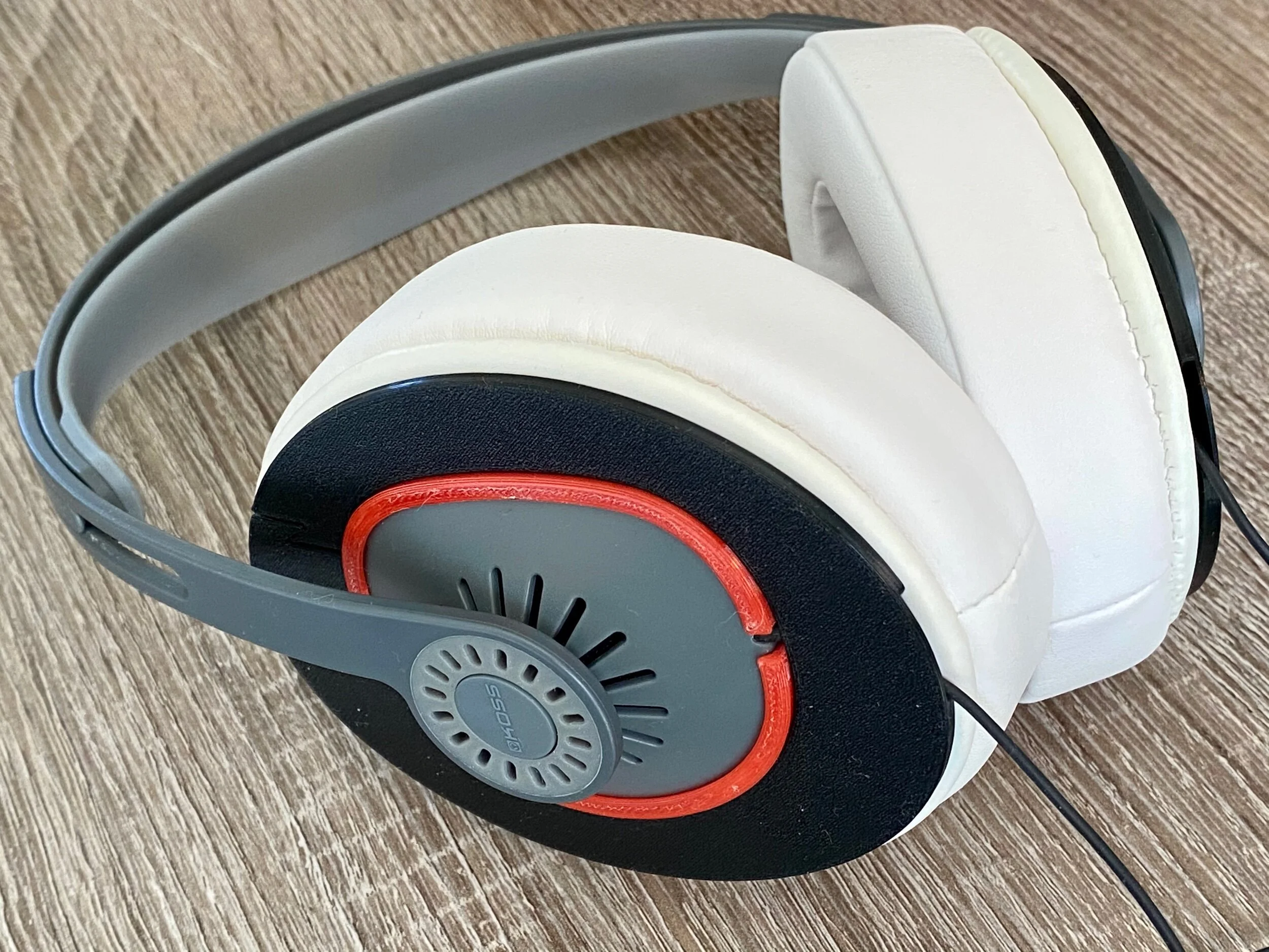 9FD9CA42-5FB0-49F1-88BC-2B5578B6C512