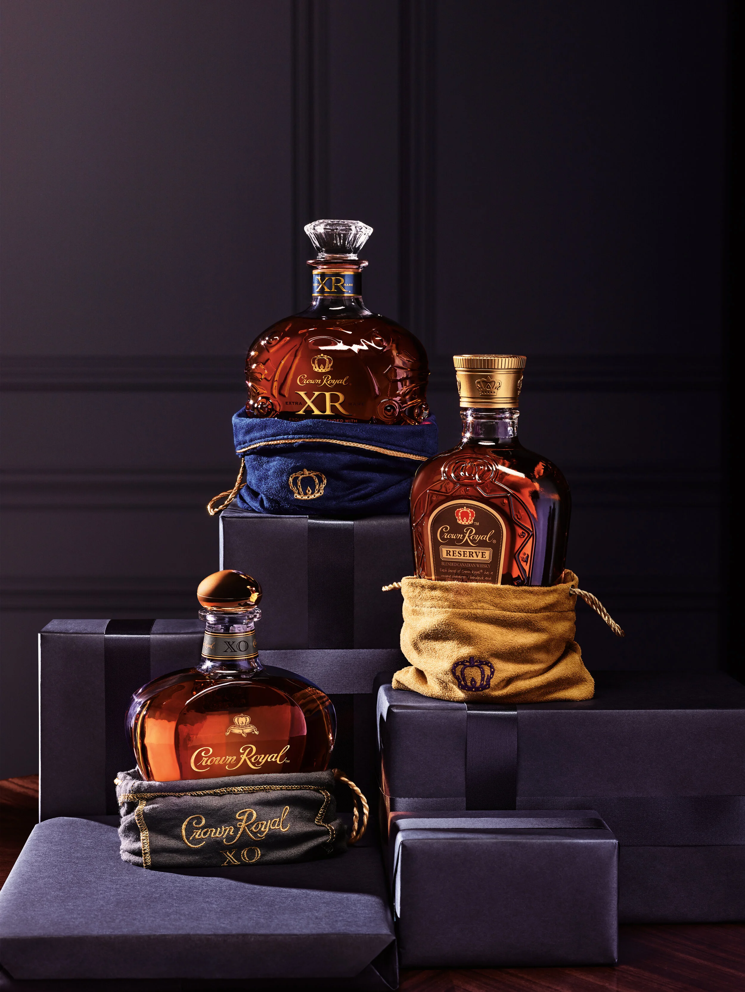 66703_SP1_Crown-Royal_Portfolio_Gifts_d_CMYK300.jpg