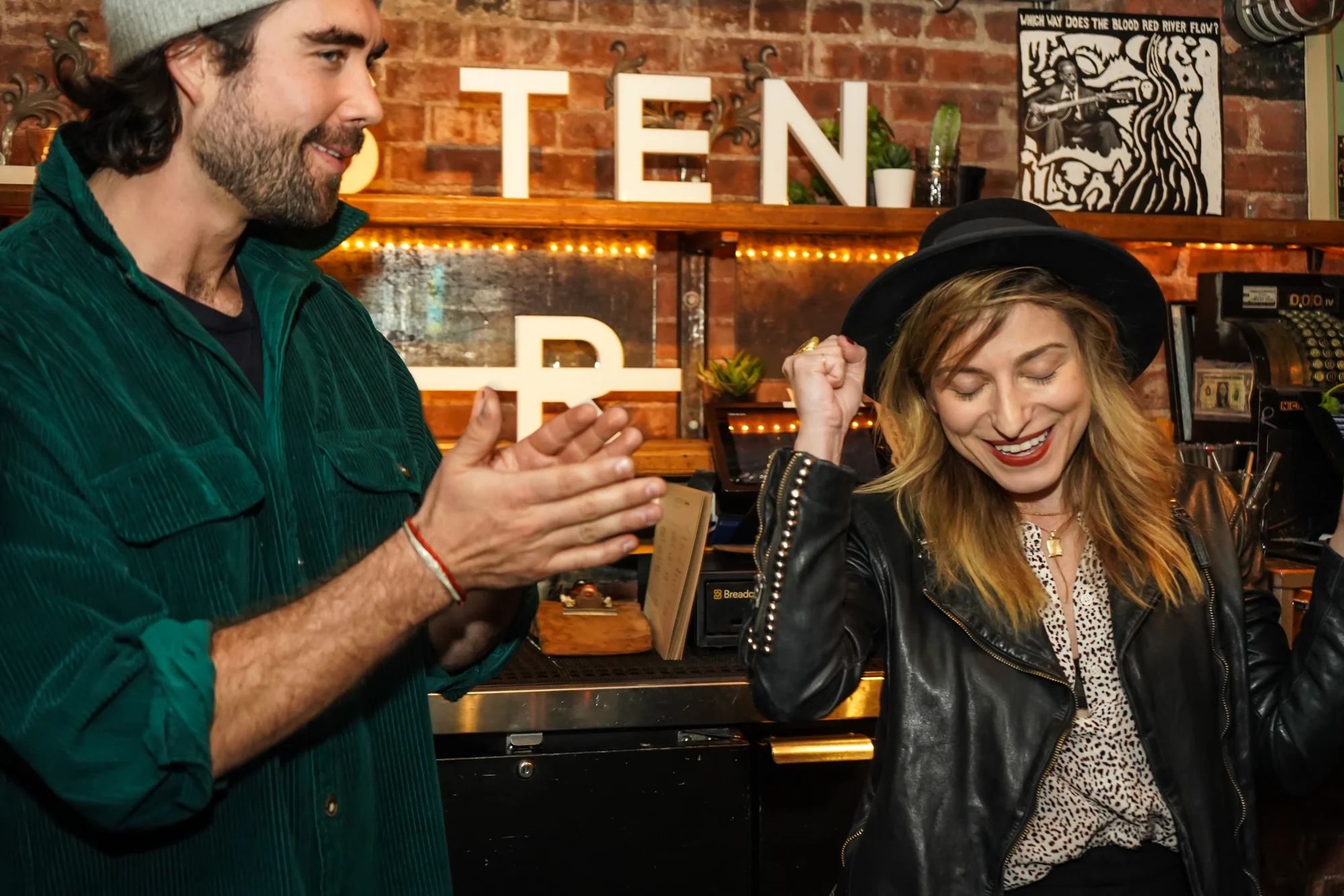 Listenbar_1_14_0108.jpg