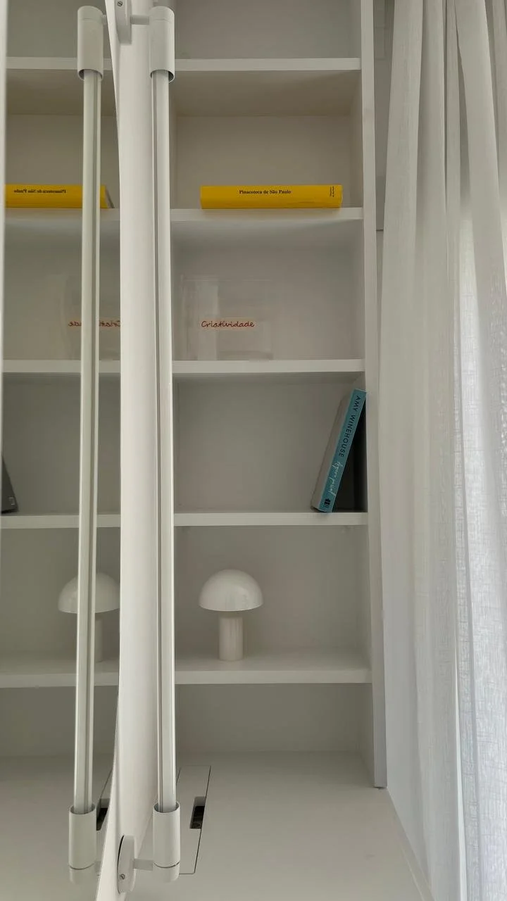 prateleira dormitorio filha.jpeg