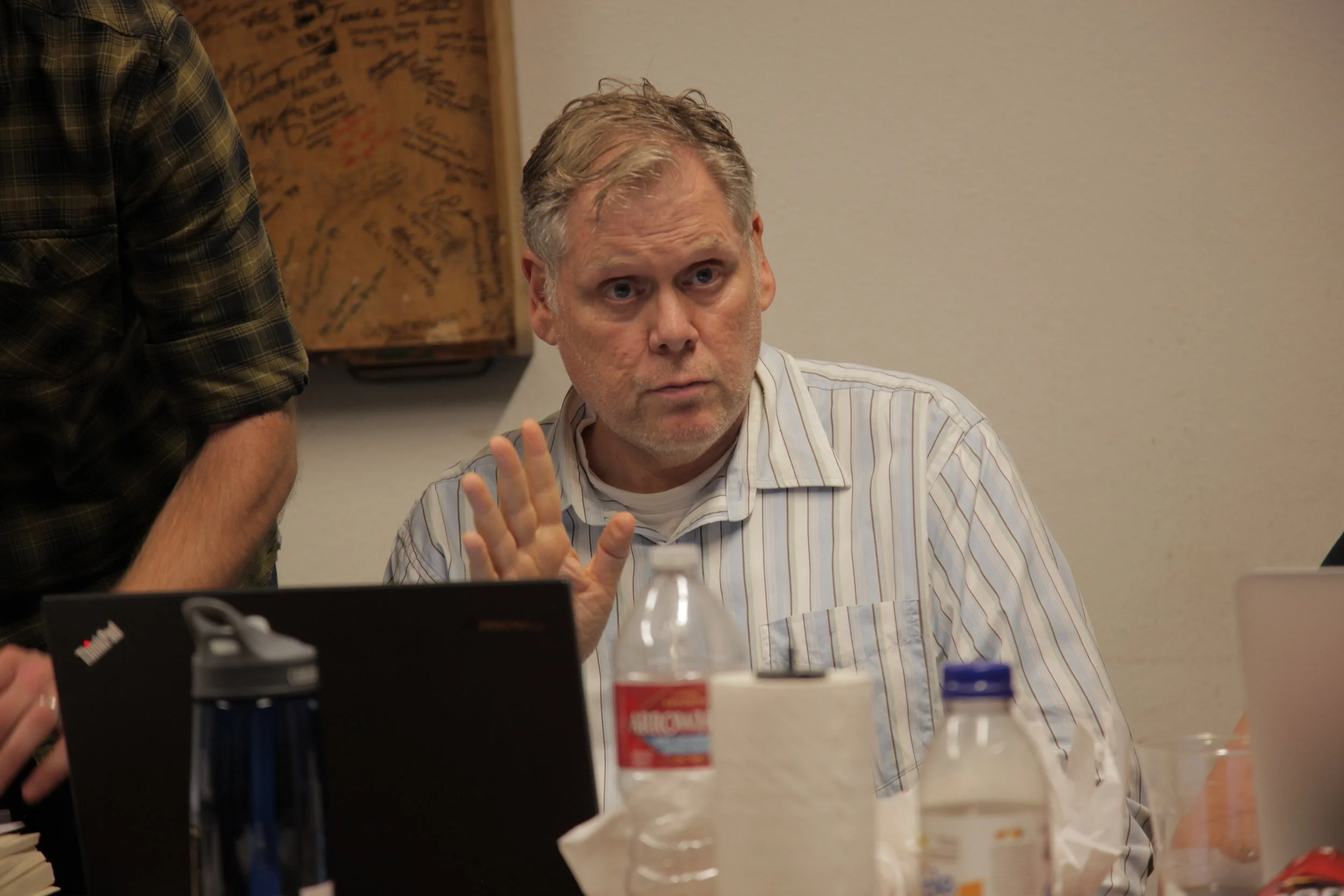 Pulitzer Prize-winning investigative reporter Thomas Peele instructs the workshop