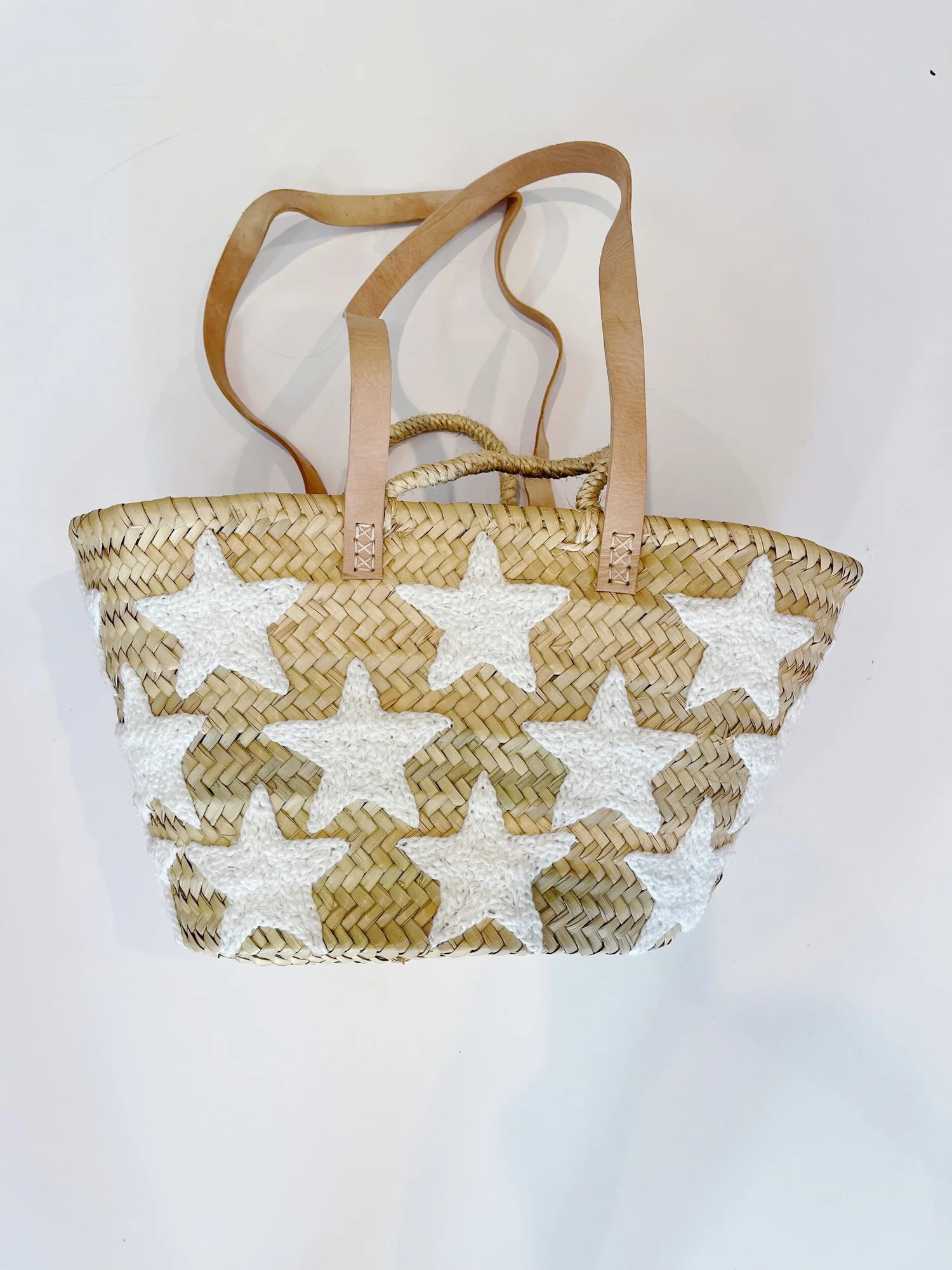 Raffia Bucket Bag — COLORES COLLECTIVE