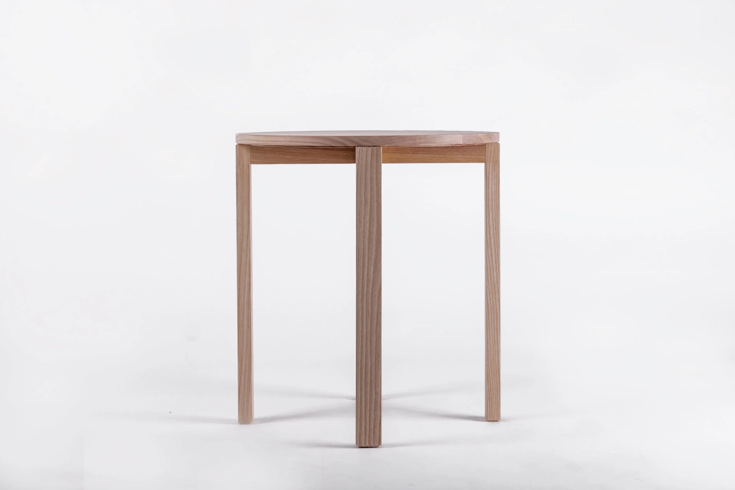 fin-side table-st1-a-side.jpg