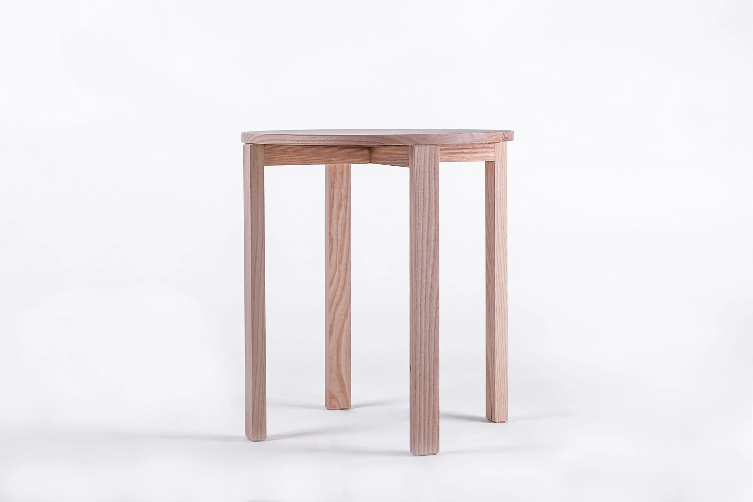 fin-side table-st1-a-front.jpg