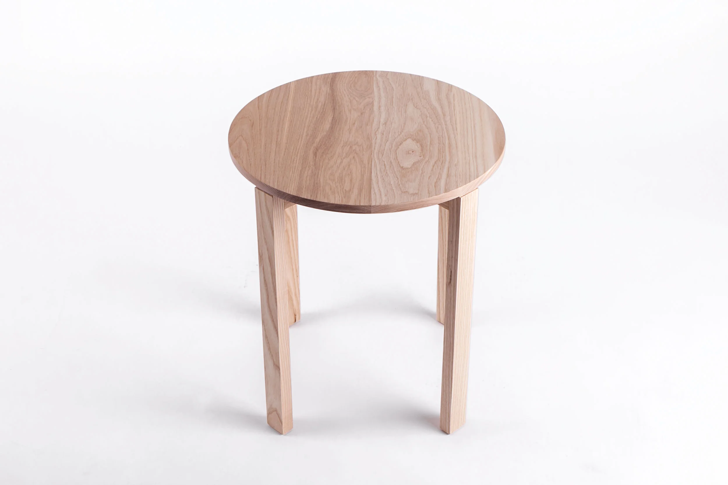 fin-side table-st1-a-top.jpg