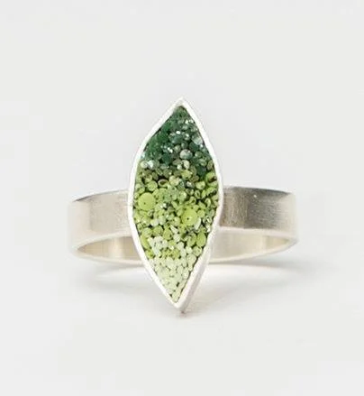Topiary ring