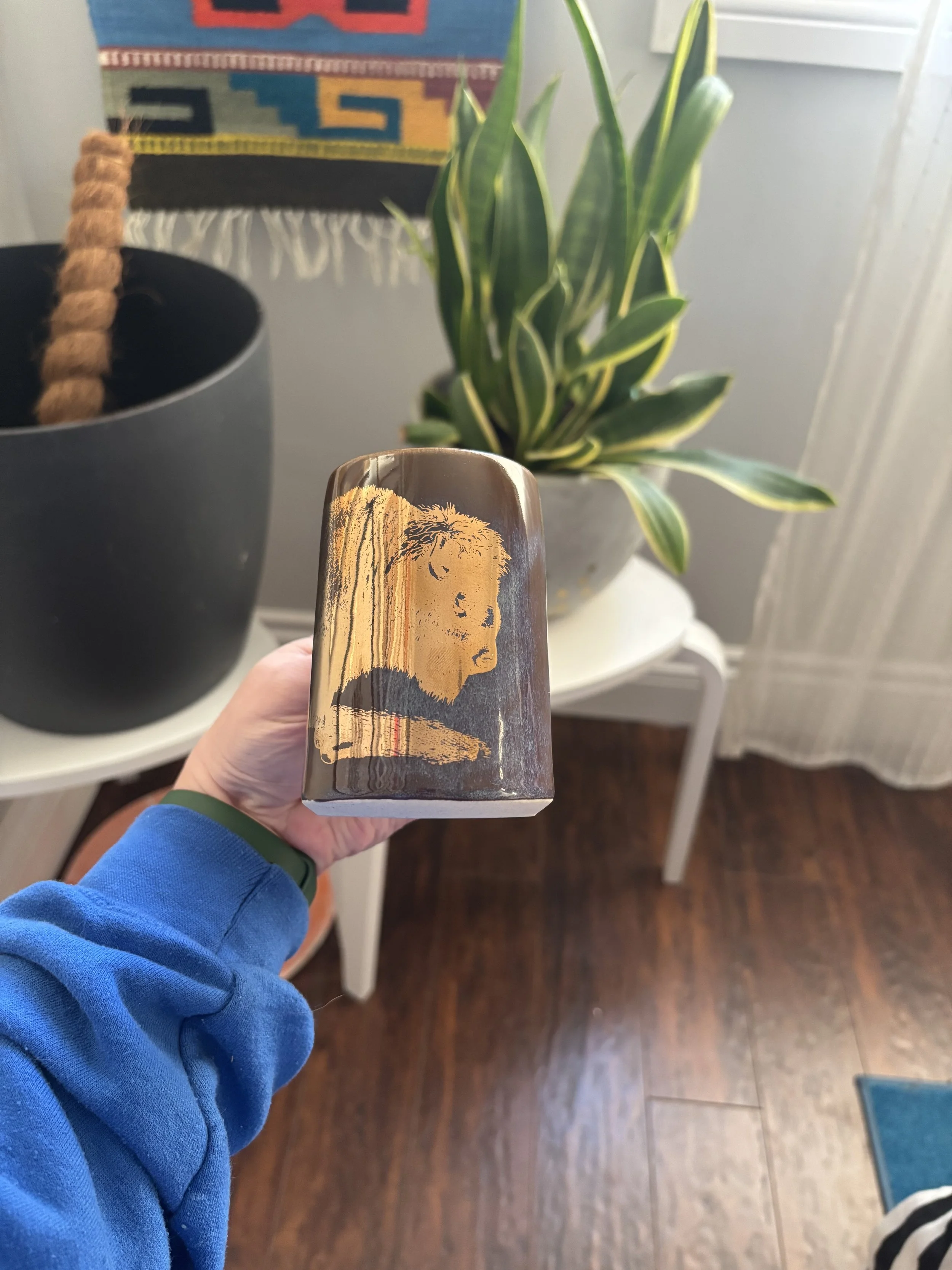 gold buffalo mug .jpg