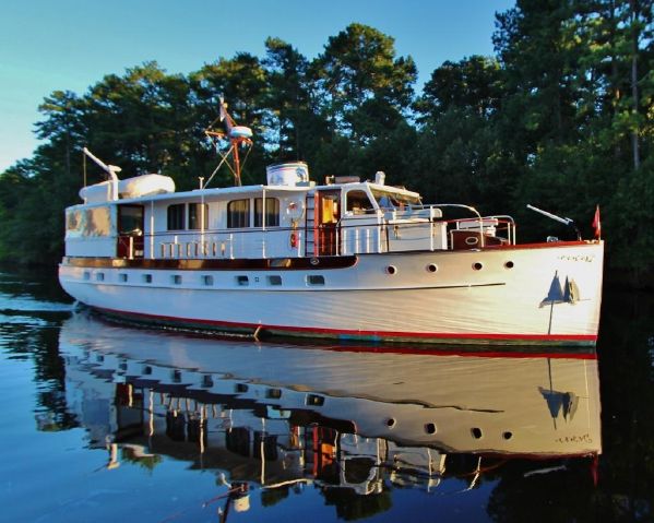 Washingtonian - A 1939 Trumpy Motor-yacht - A PBA Restoration Project 2011