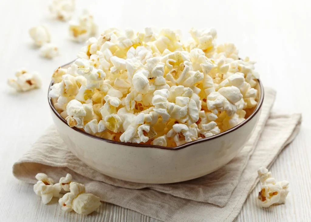 Popcorn is a smart snacking option.