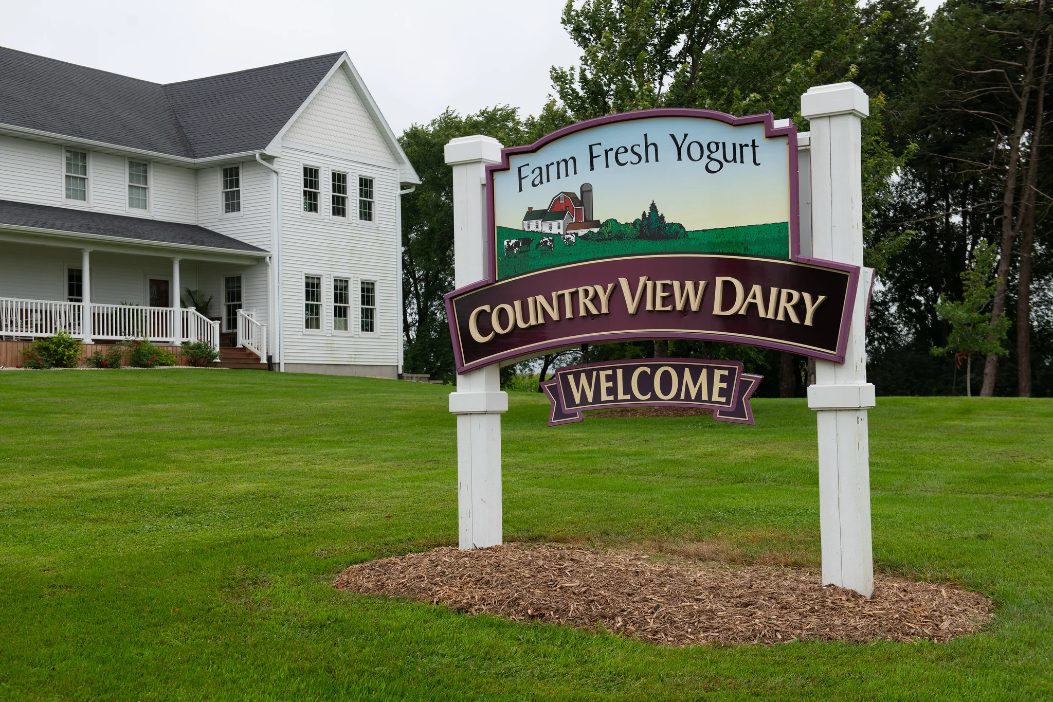 Country View Dairy in Hawkeye produces award-winning yogurt products. Photo credit: Joseph L. Murphy/Iowa Soybean Association