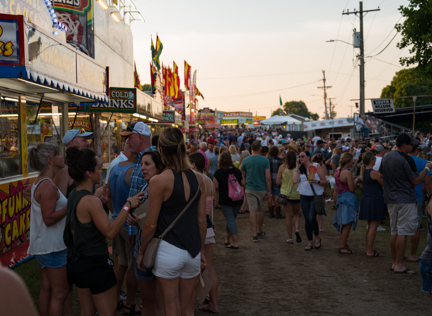A large crowd packs the Jones County Fair in Monticello before the Hootie and the Blowfish concert. Photo credit: Joseph L. Murphy, Iowa Soybean Association