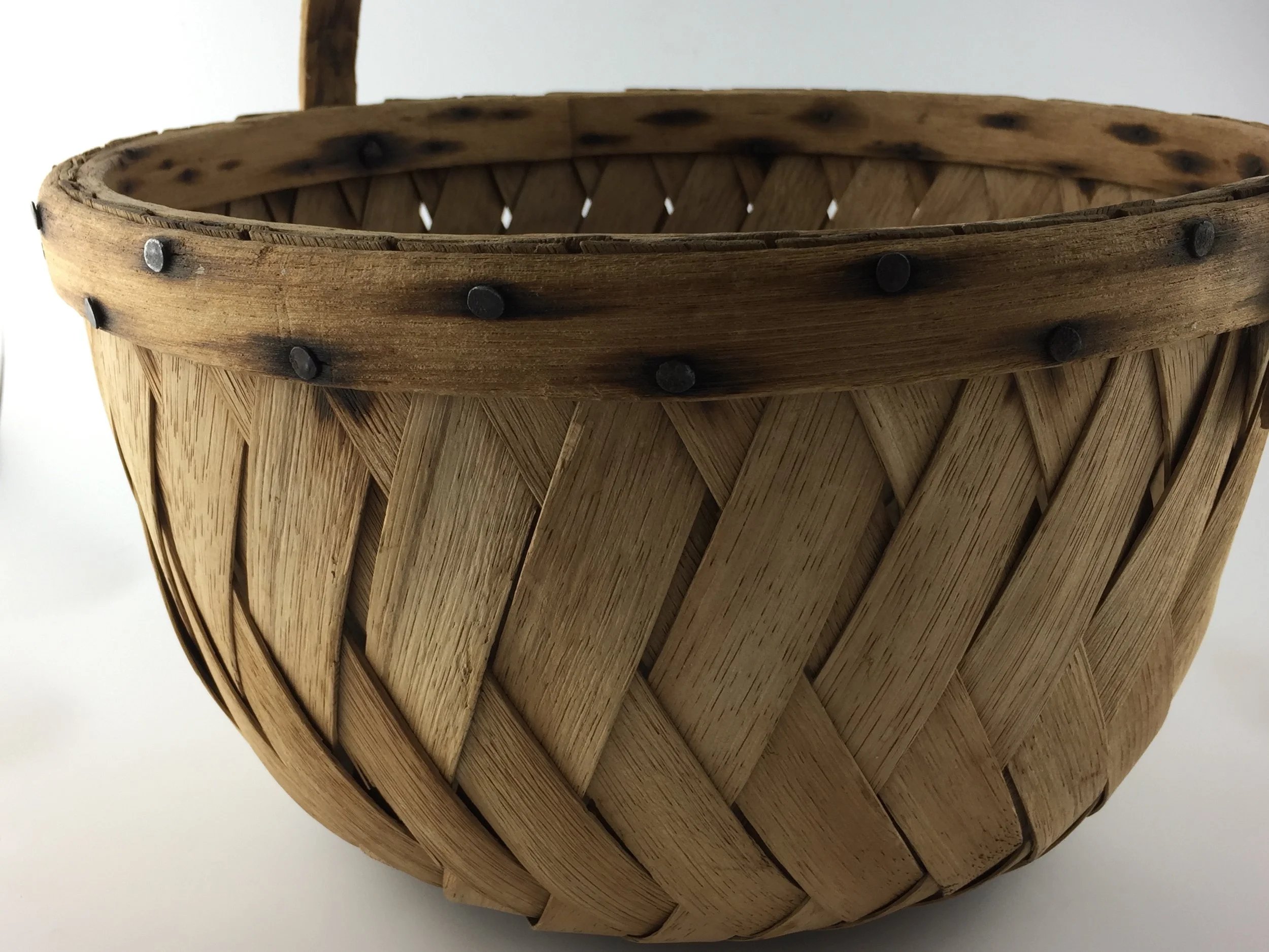 Herringbone basket detail 1.jpg