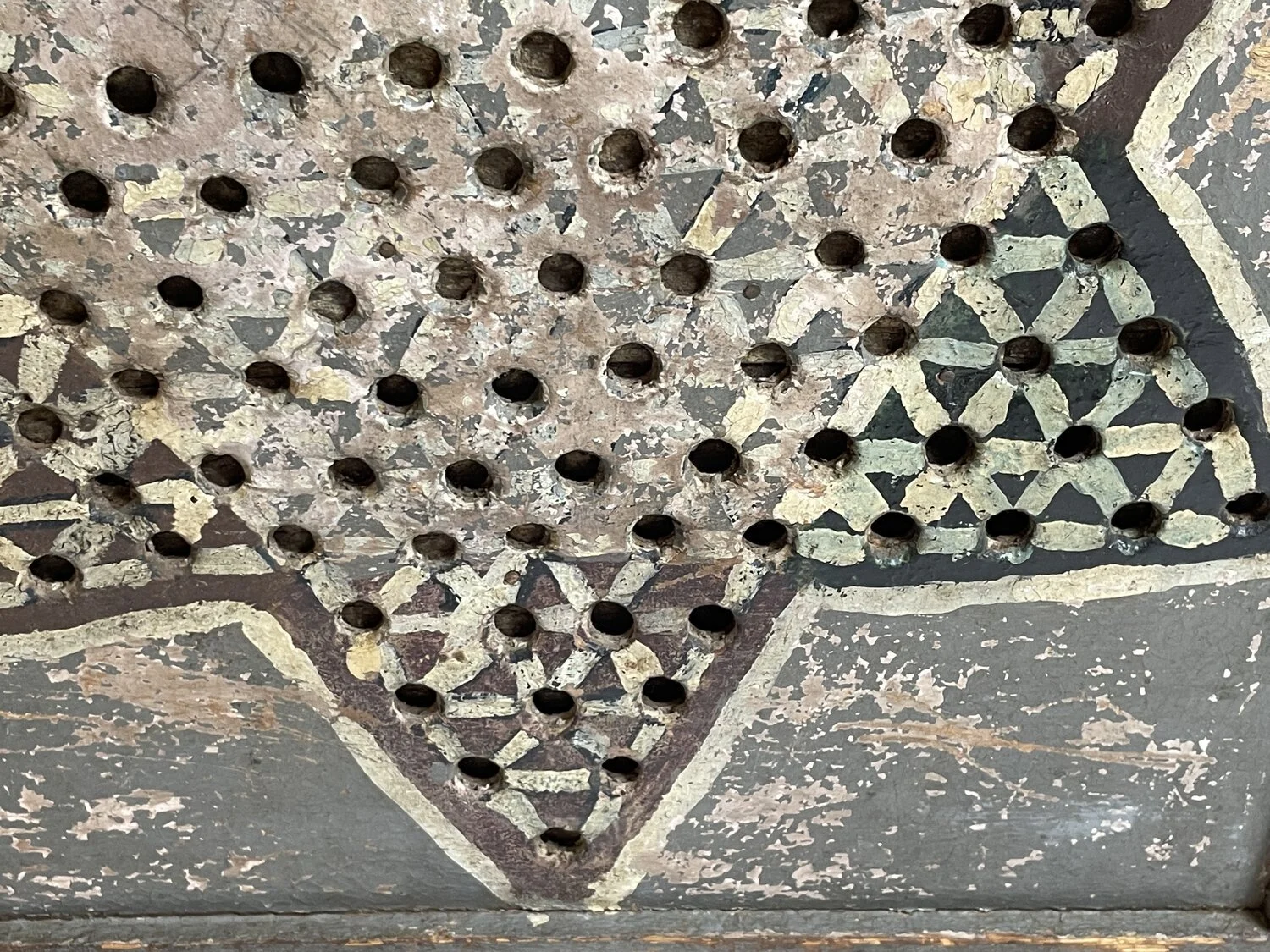Chinese+Checkers+Old+detail+2.jpg