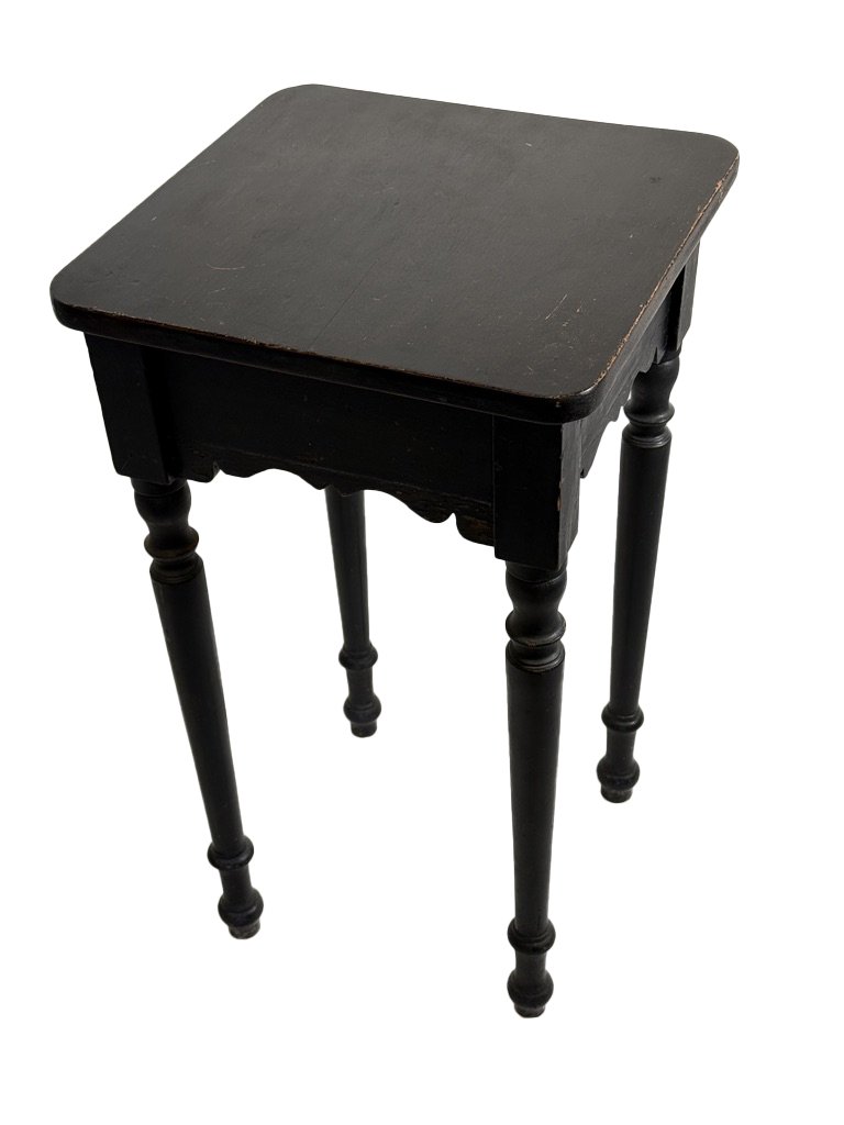 Black Side Table.jpg