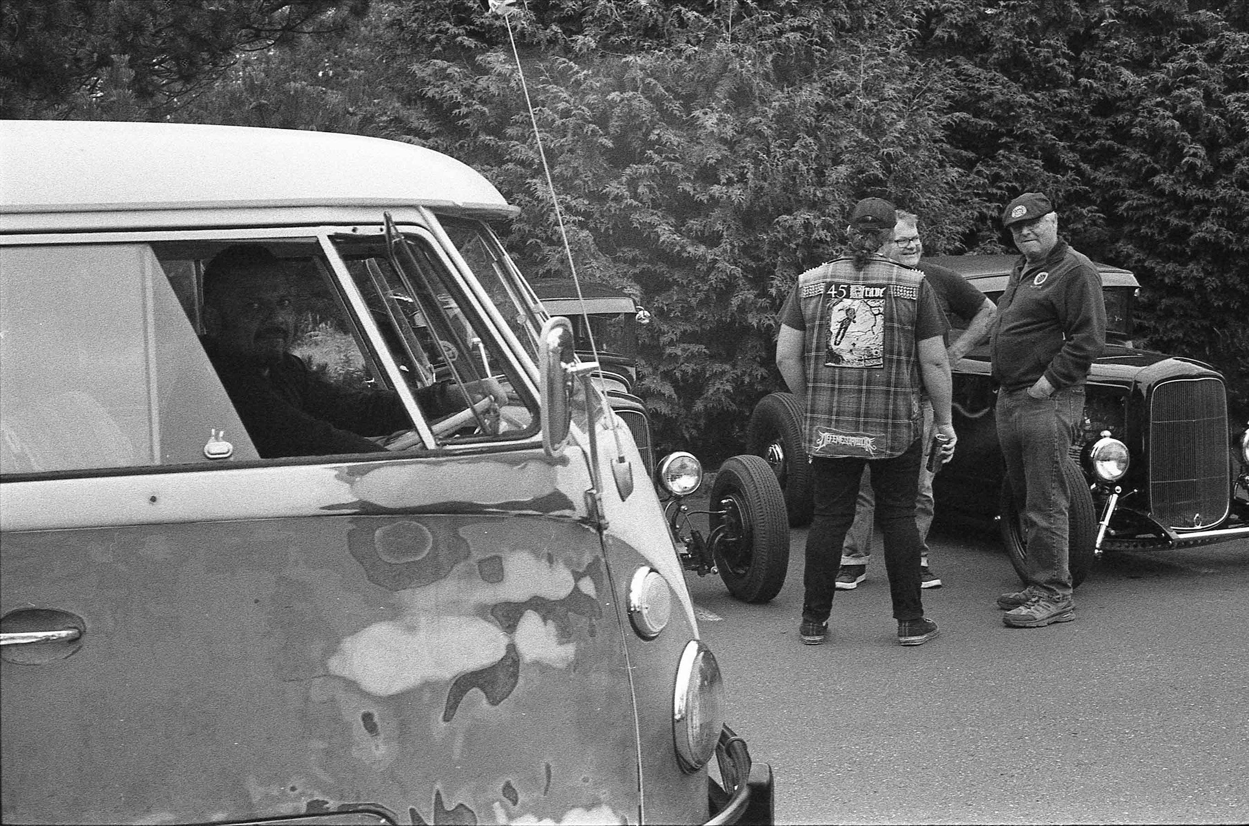 VW Van with Bondo and Bucket Rods, Bellingham WA, July 2021