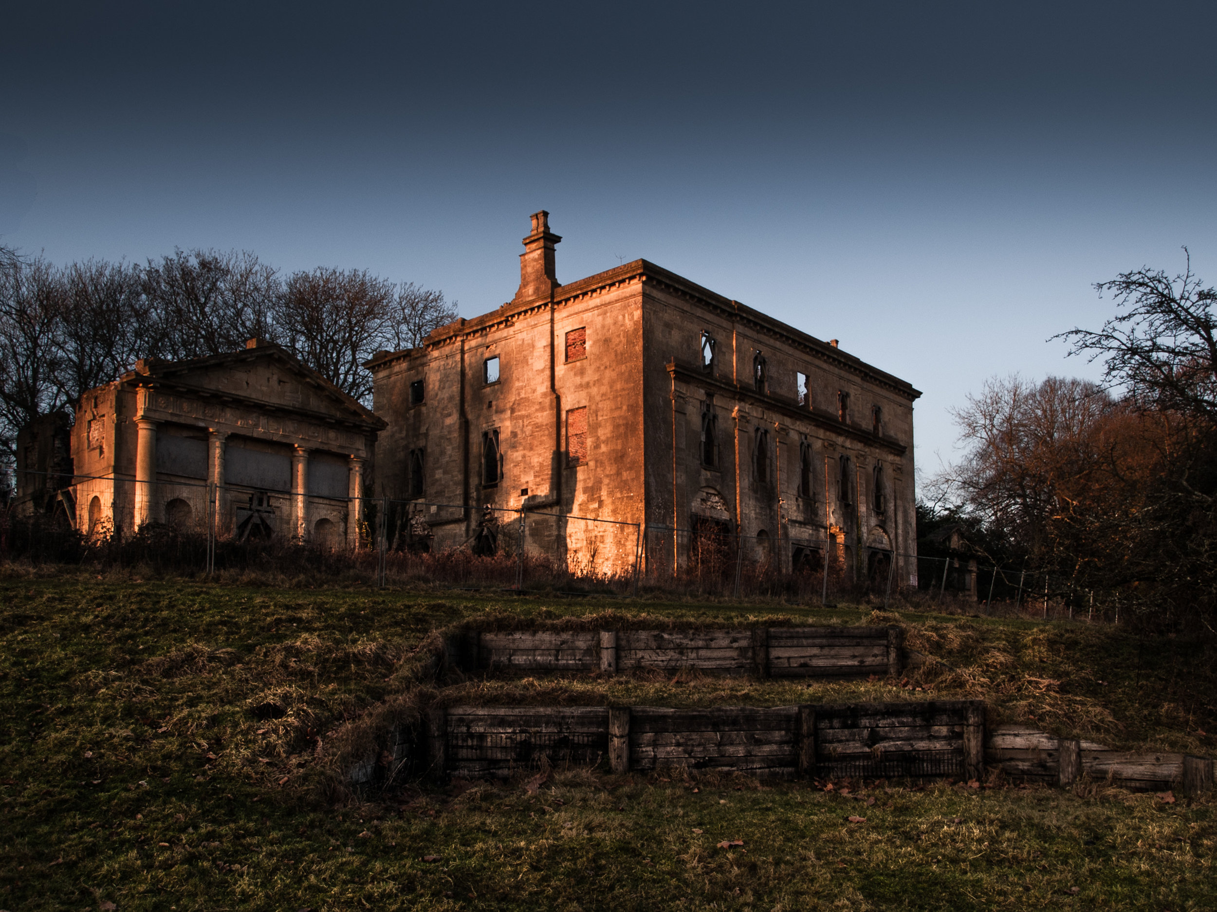 Olympus E-1. Piercefield House, Chepstow. Wales.