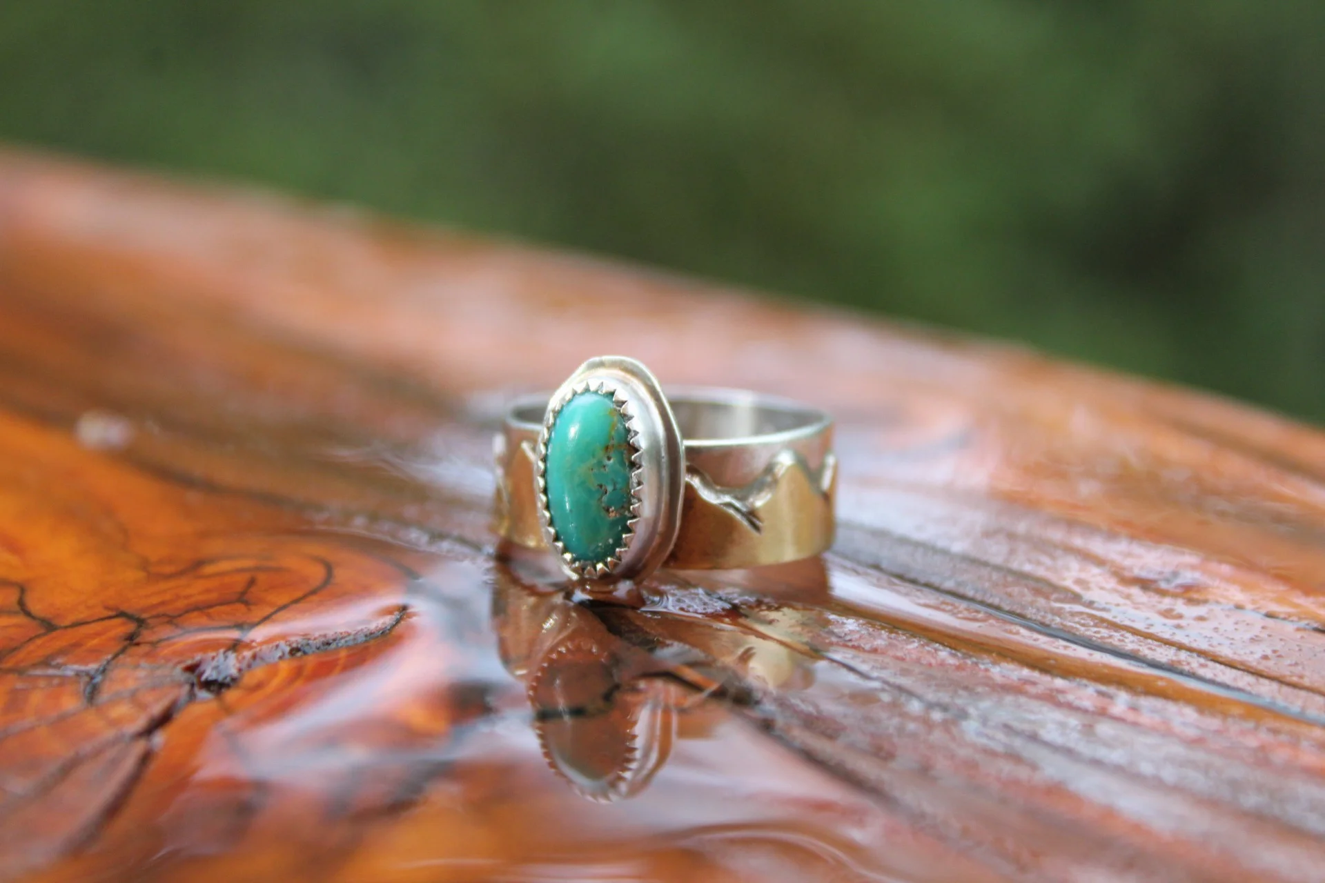 Handcrafted Artisan Jewelry ~ Kingman Turquoise  ~ Eastern Sierra Mountain Range Ring  ~ Mixed Metal - Size 9 ~ All Goods From The Woods ~ Made in California